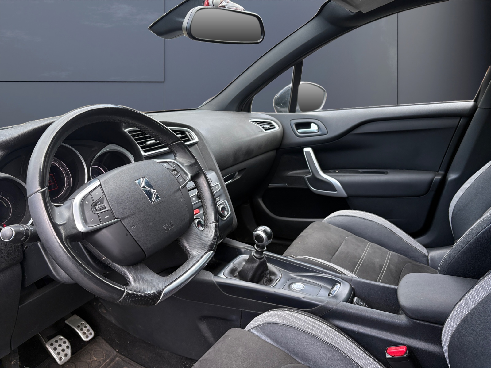 Ds Automobiles Ds 4 8