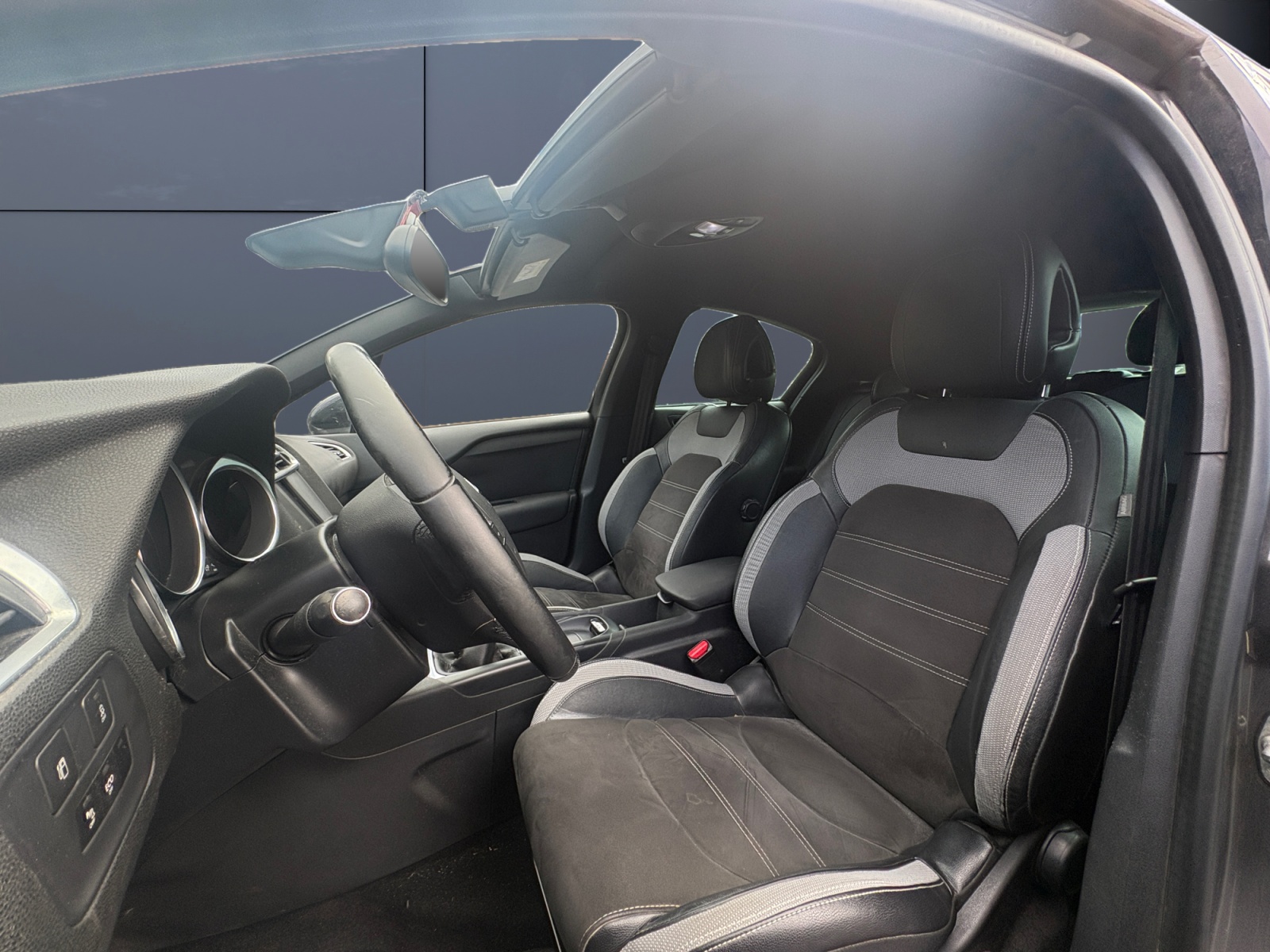 Ds Automobiles Ds 4 9