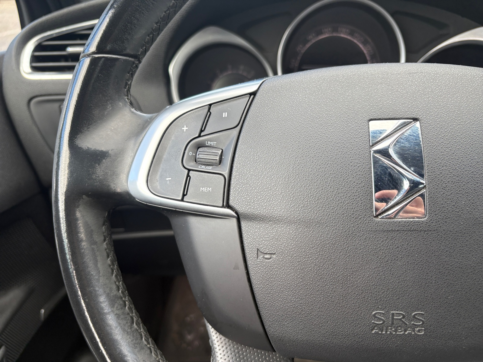 Ds Automobiles Ds 4 17