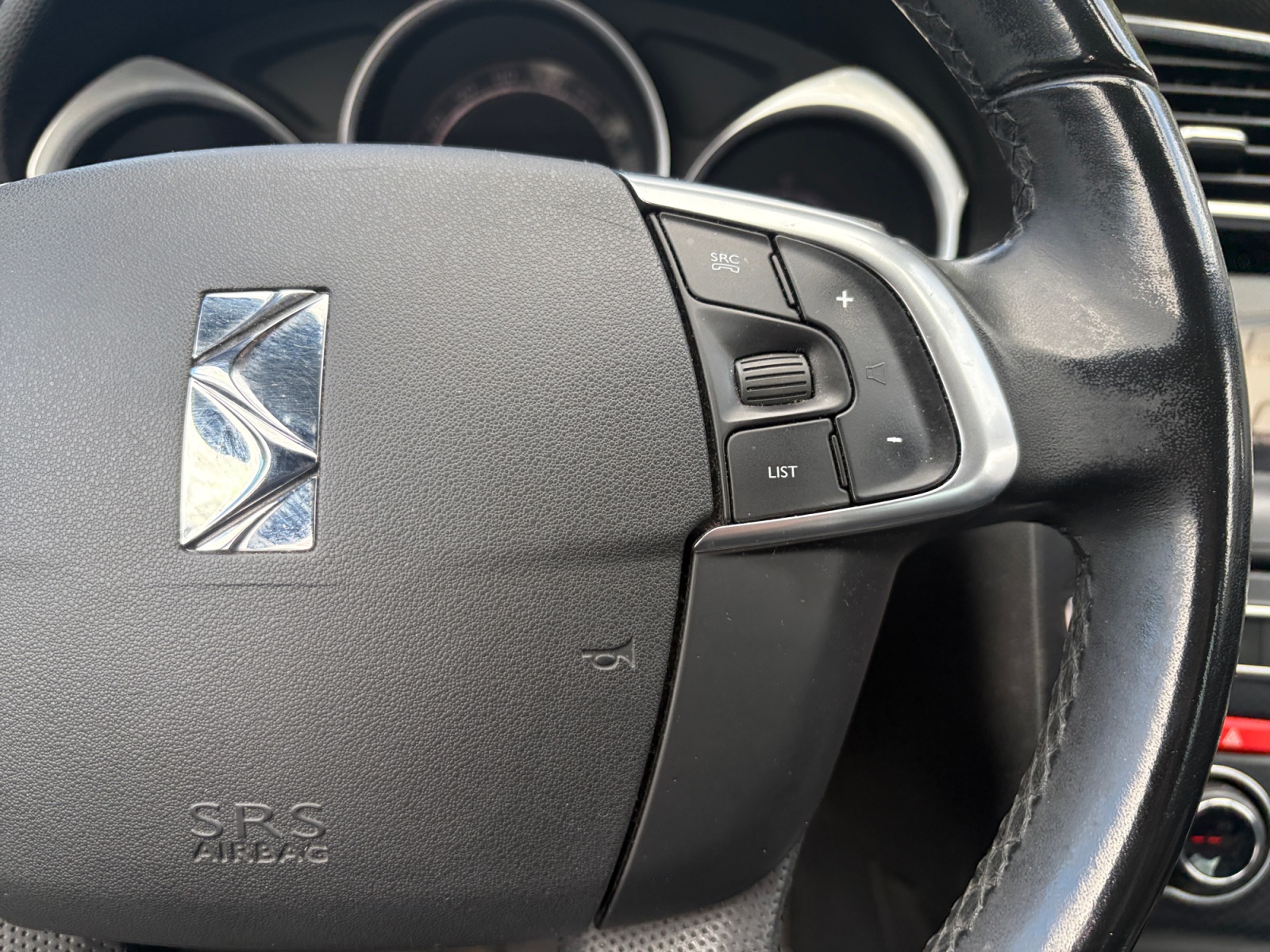 Ds Automobiles Ds 4 18