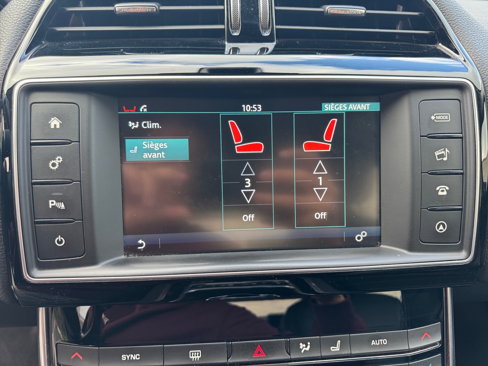 Jaguar Xe 25