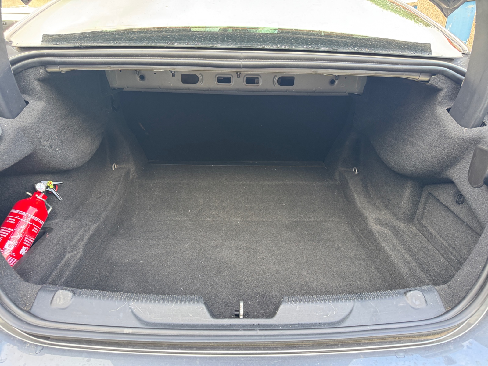 Jaguar Xe 33