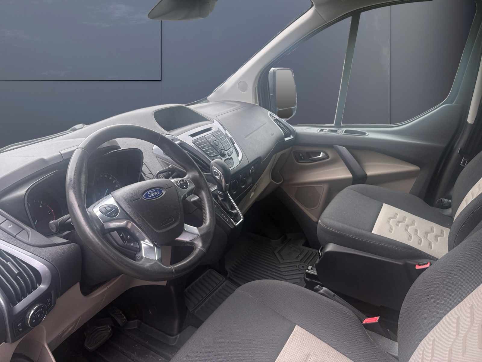 Ford Transit Custom Vu 8