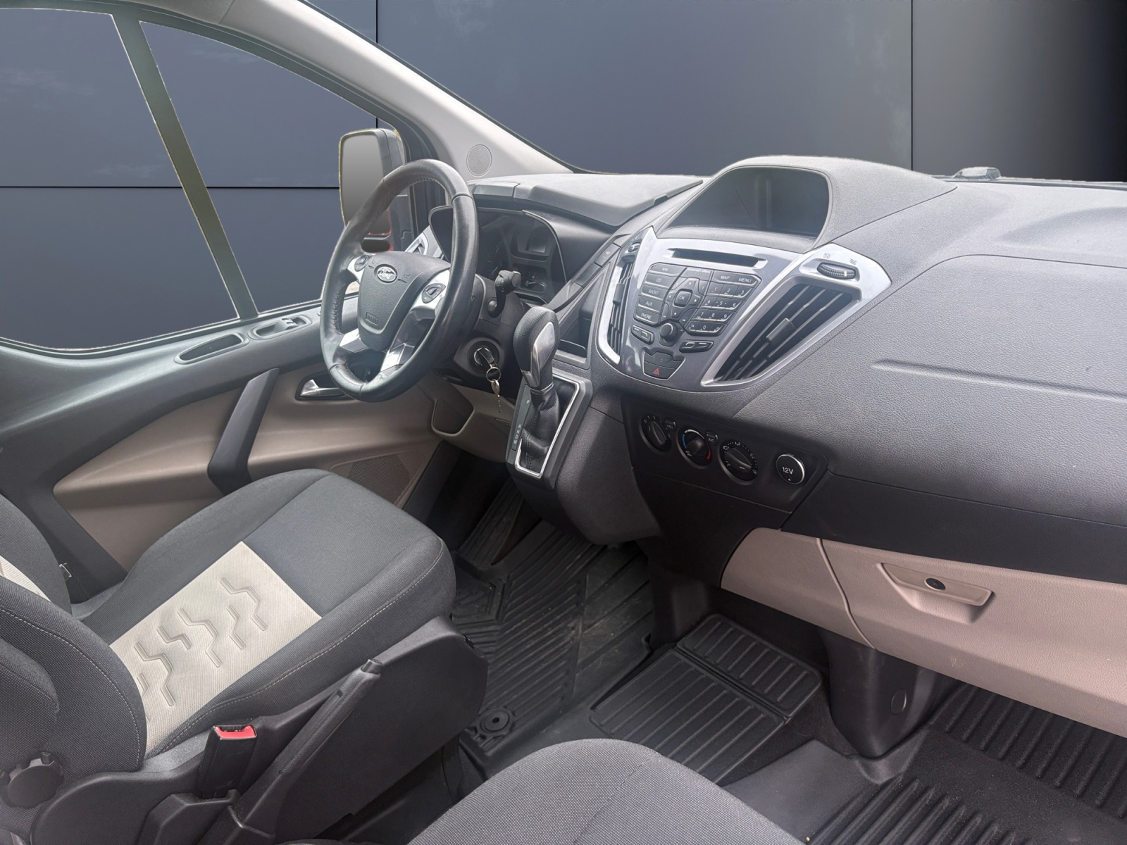 Ford Transit Custom Vu 12