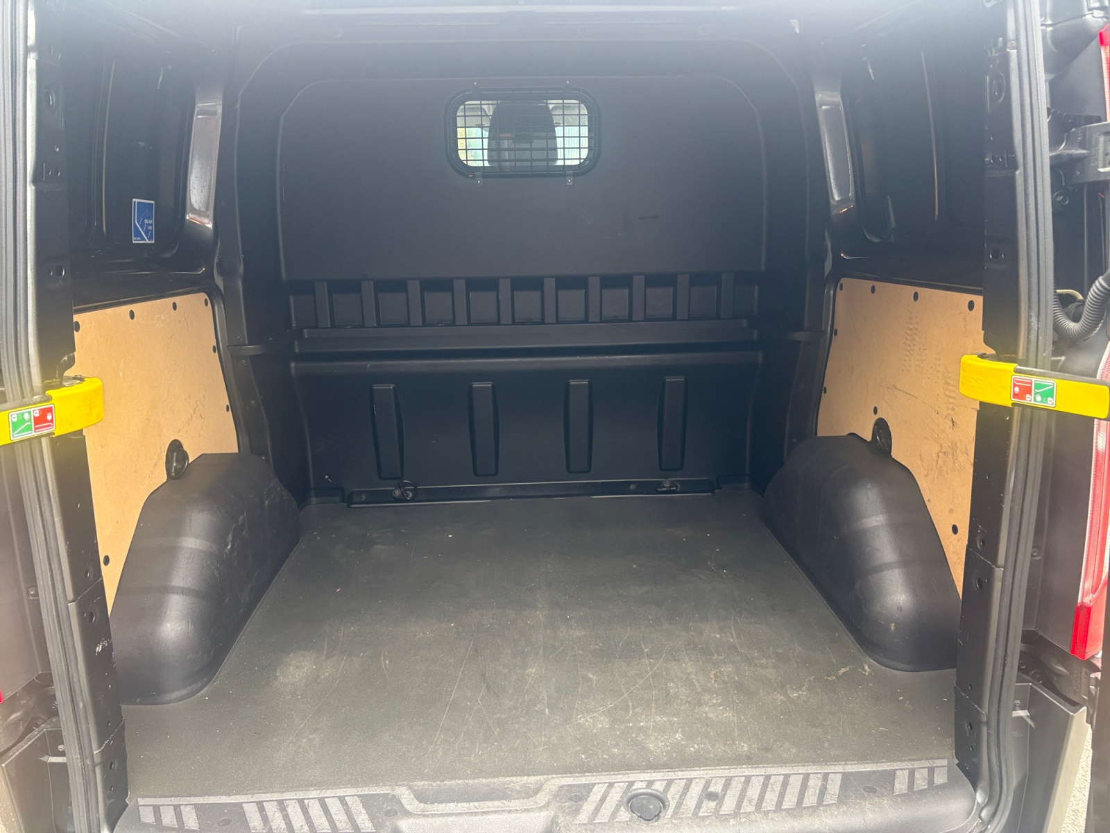 Ford Transit Custom Vu 17