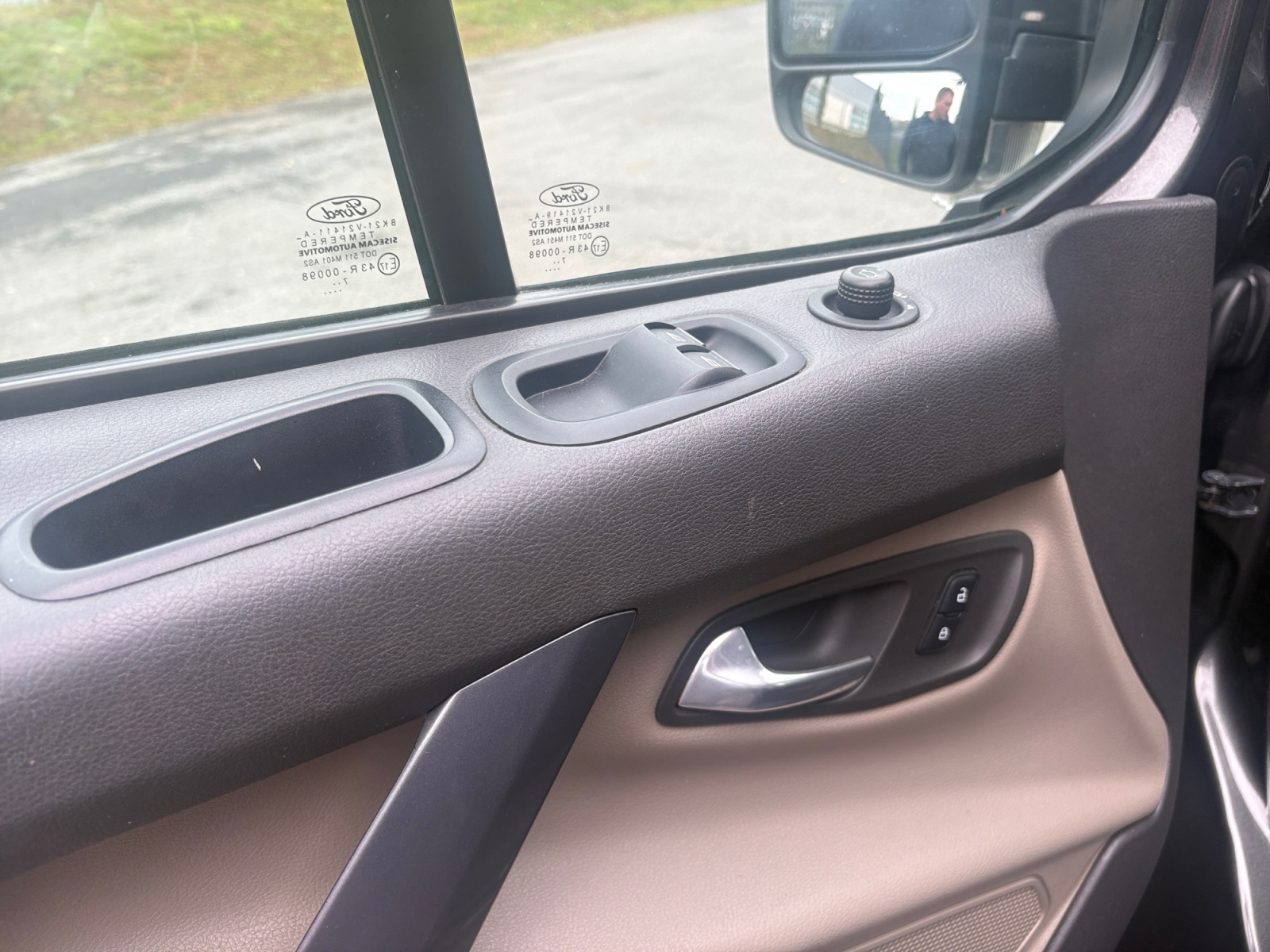 Ford Transit Custom Vu 18