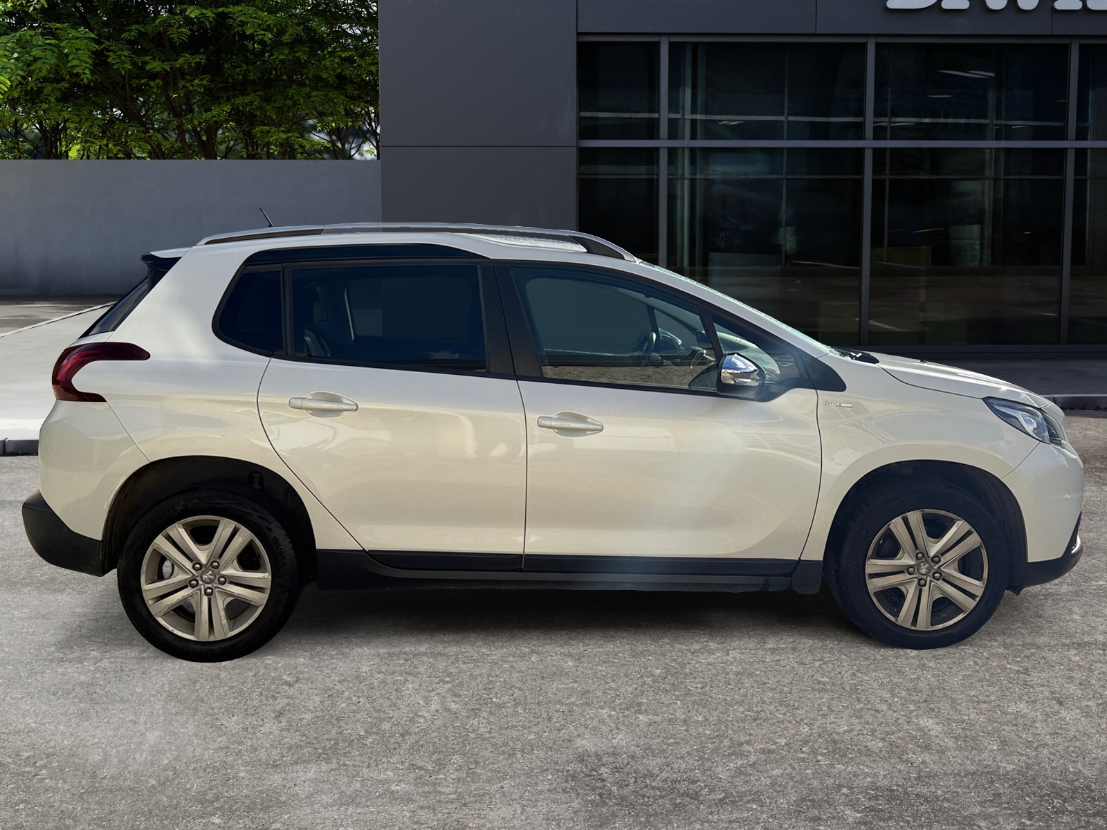 Peugeot 2008 5