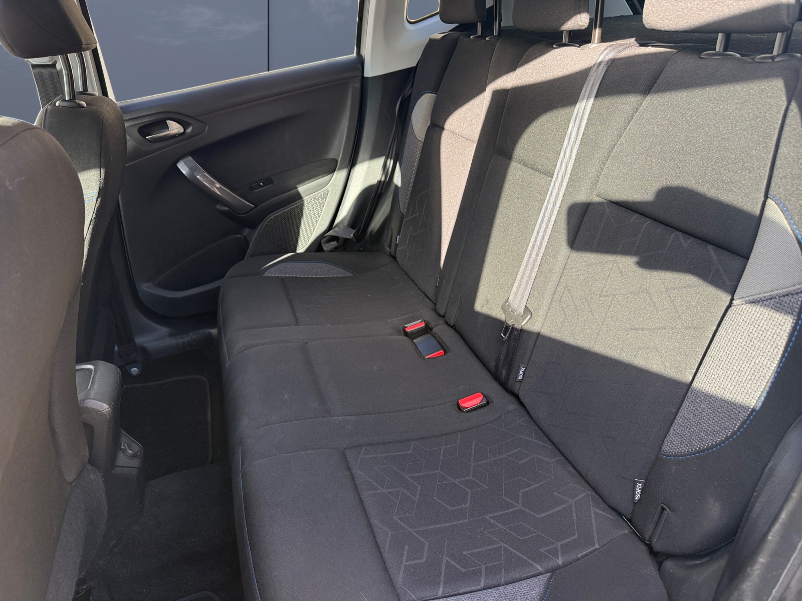 Peugeot 2008 24