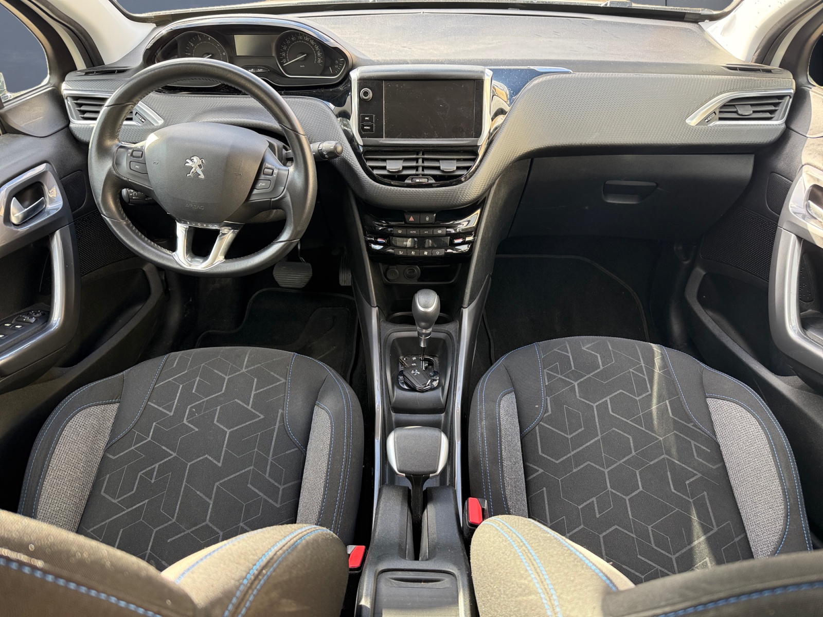 Peugeot 2008 19