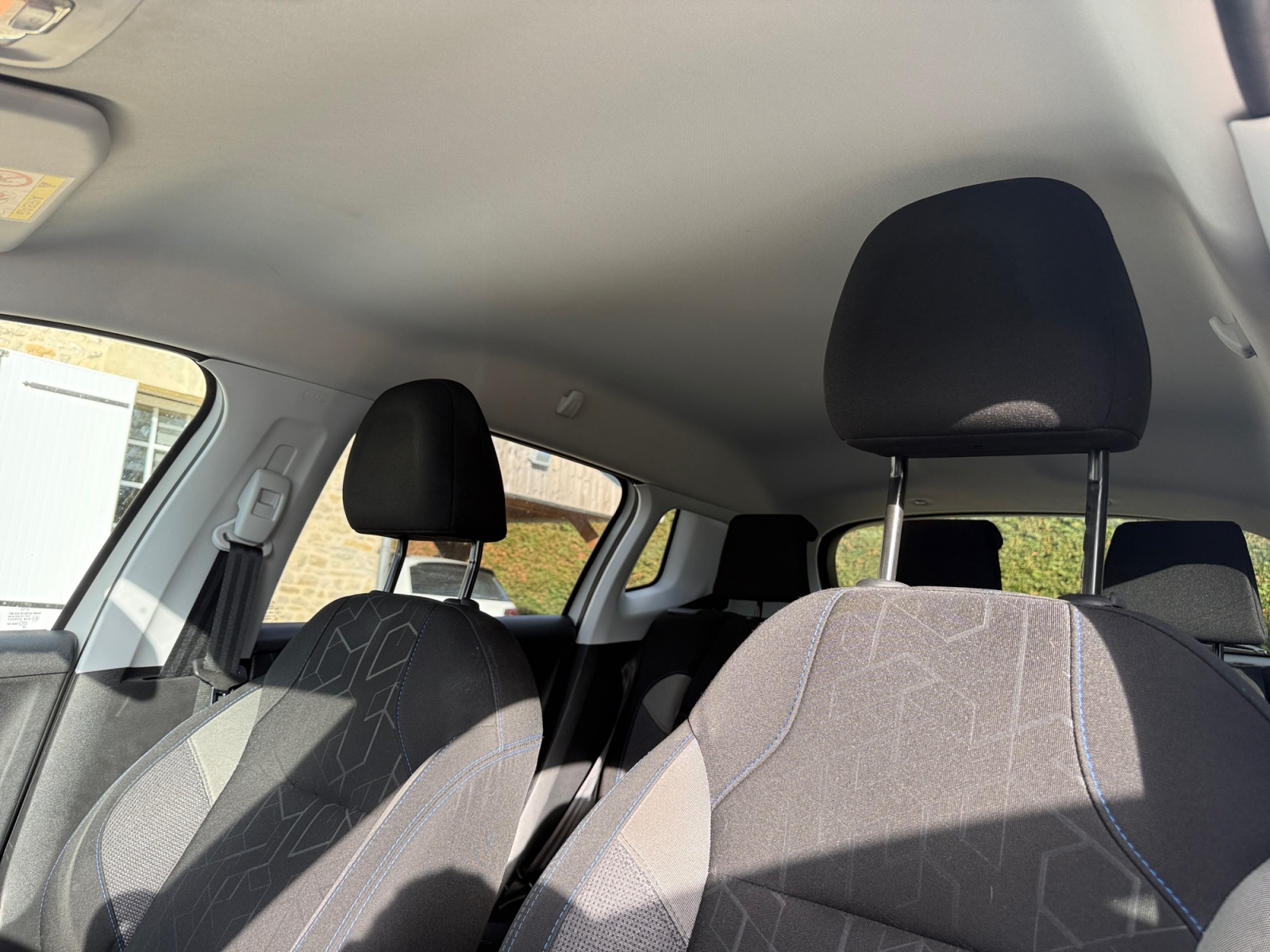 Peugeot 2008 22