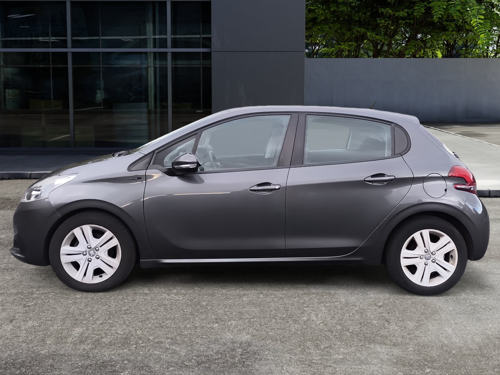 Peugeot 208 1