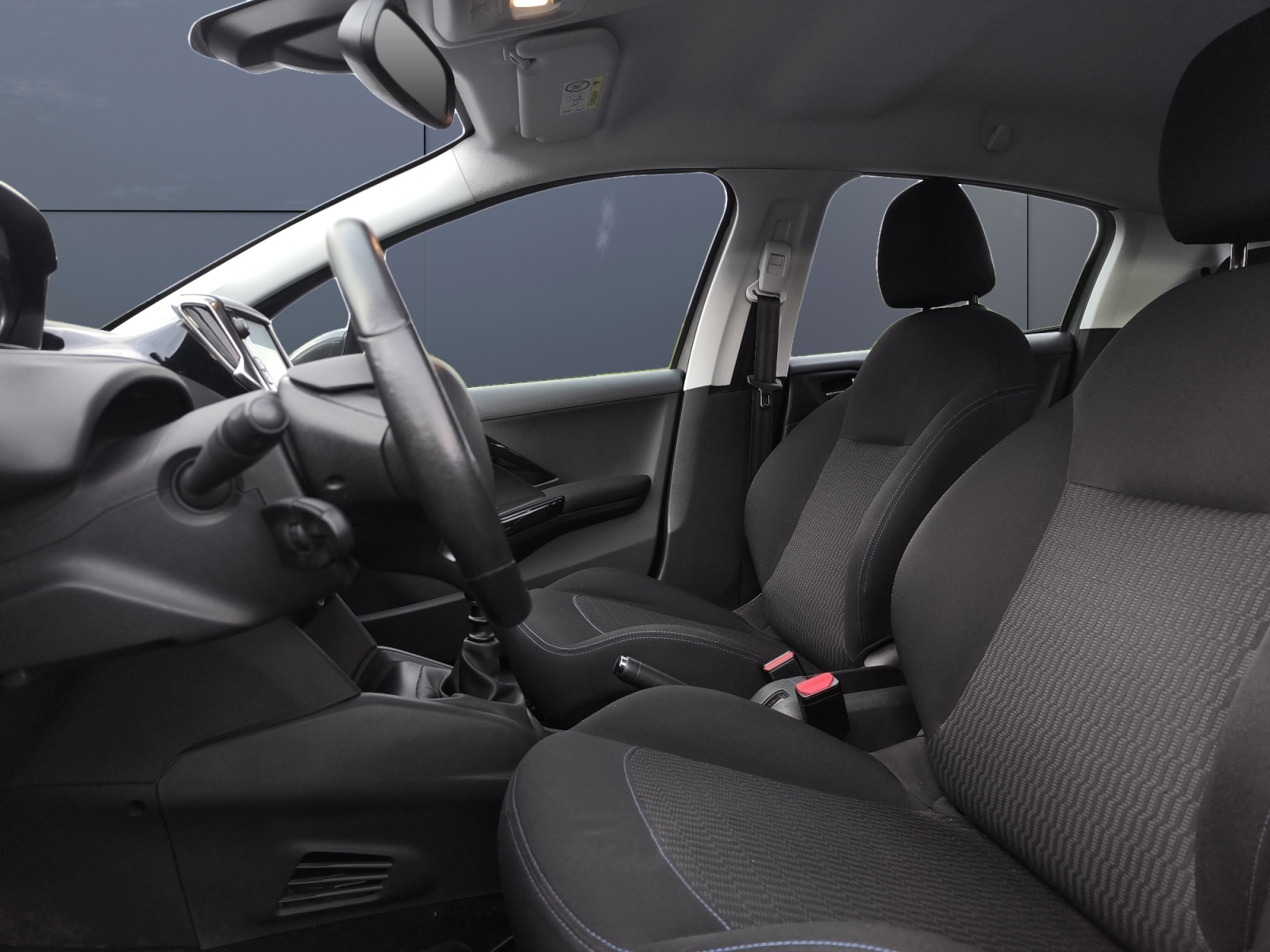Peugeot 208 9