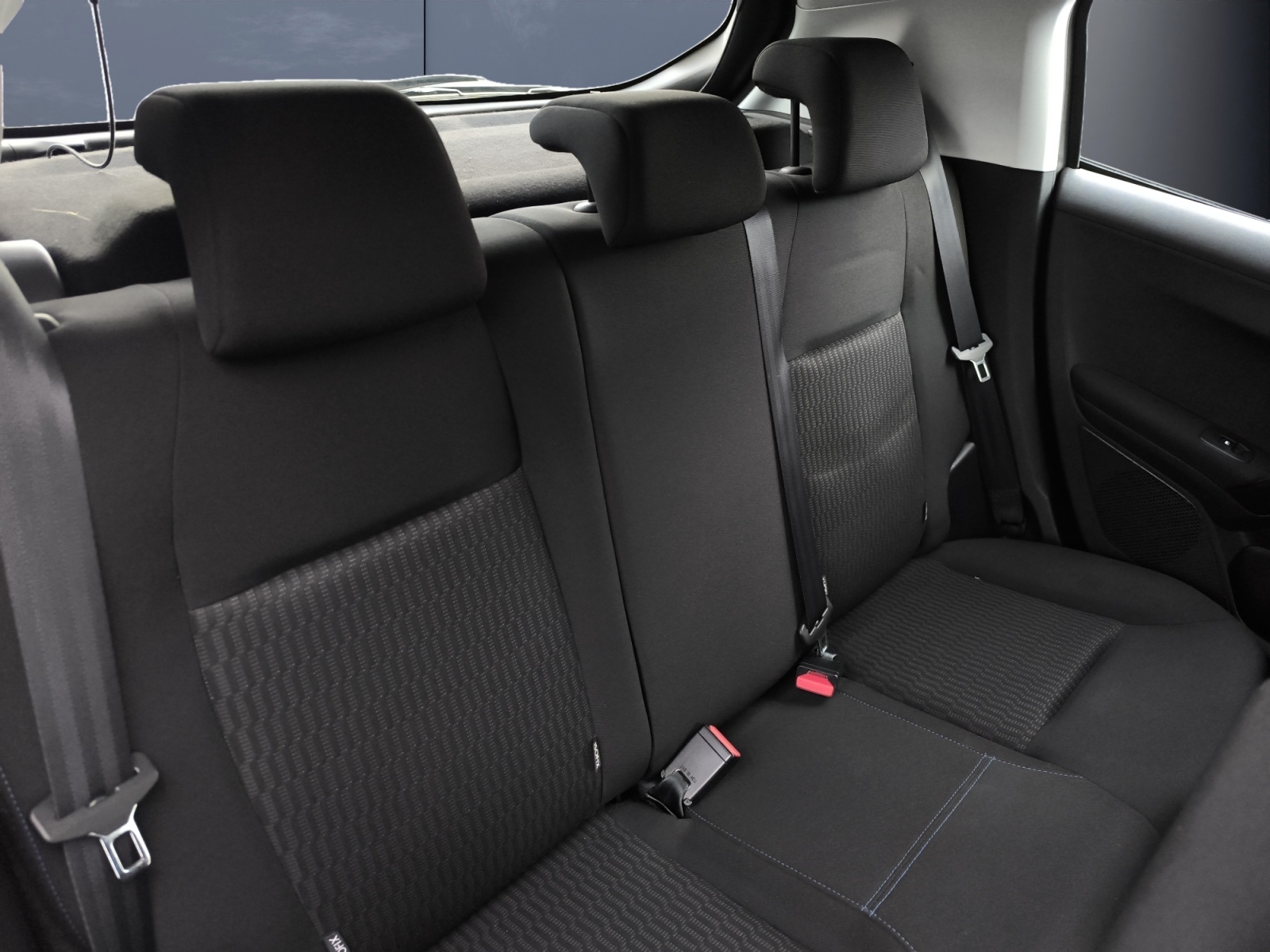 Peugeot 208 11