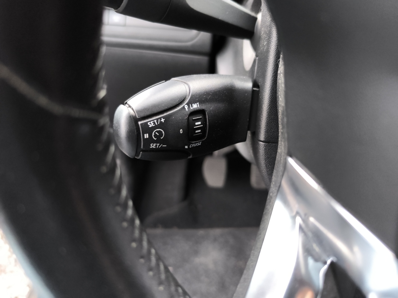 Peugeot 208 21
