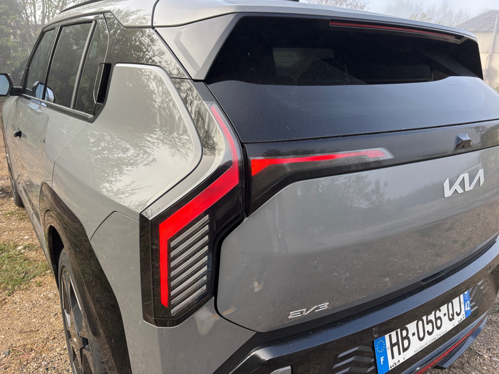 Kia Ev3 33