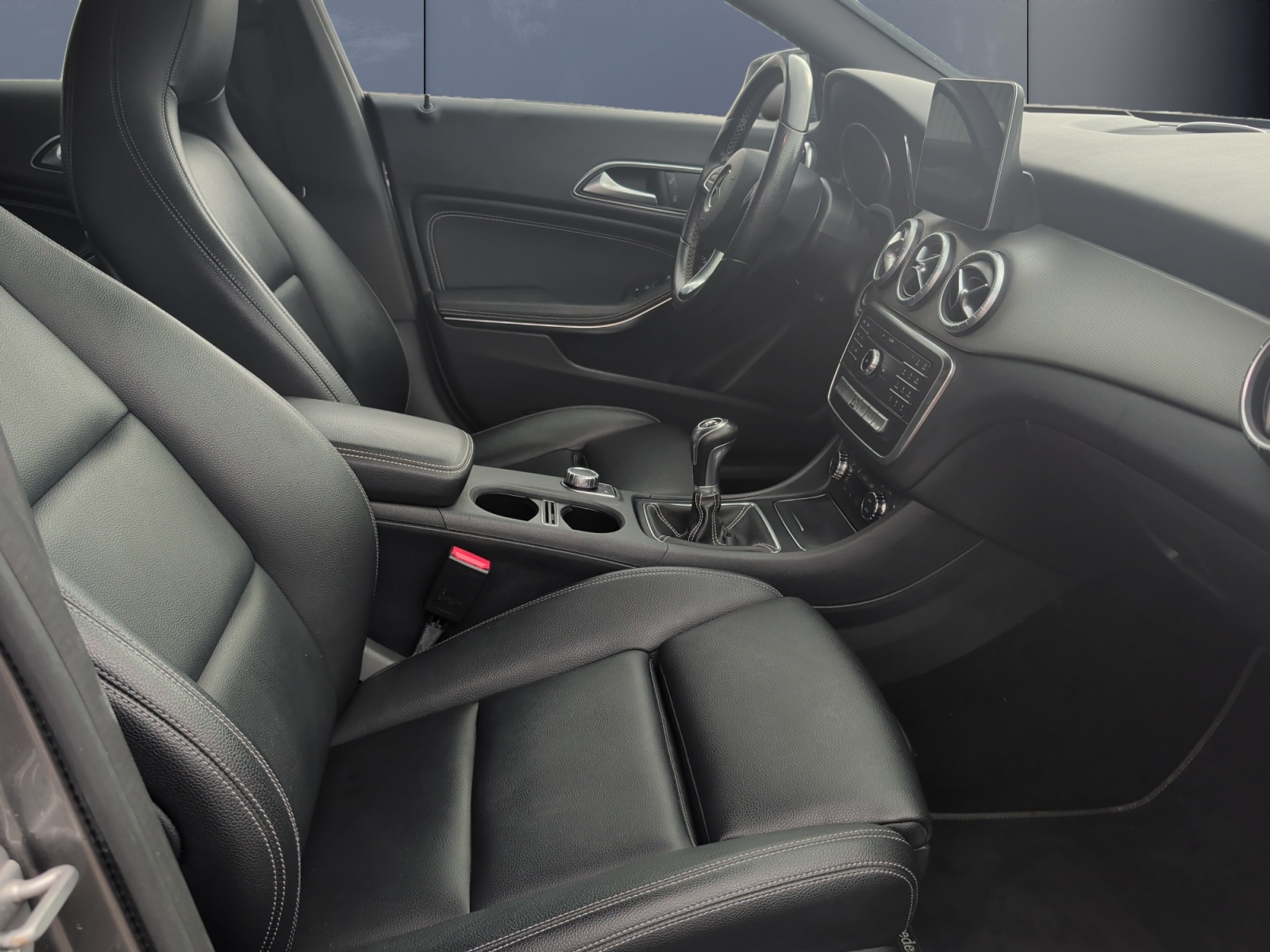 Mercedes-Benz Classe Cla 13