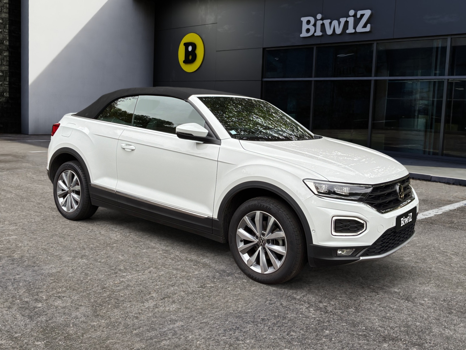 Volkswagen T-Roc 6