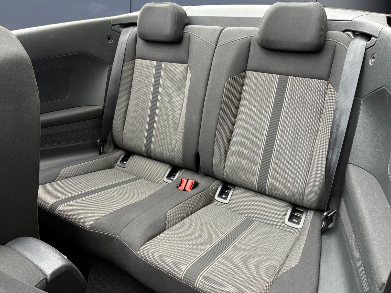 Volkswagen T-Roc 10