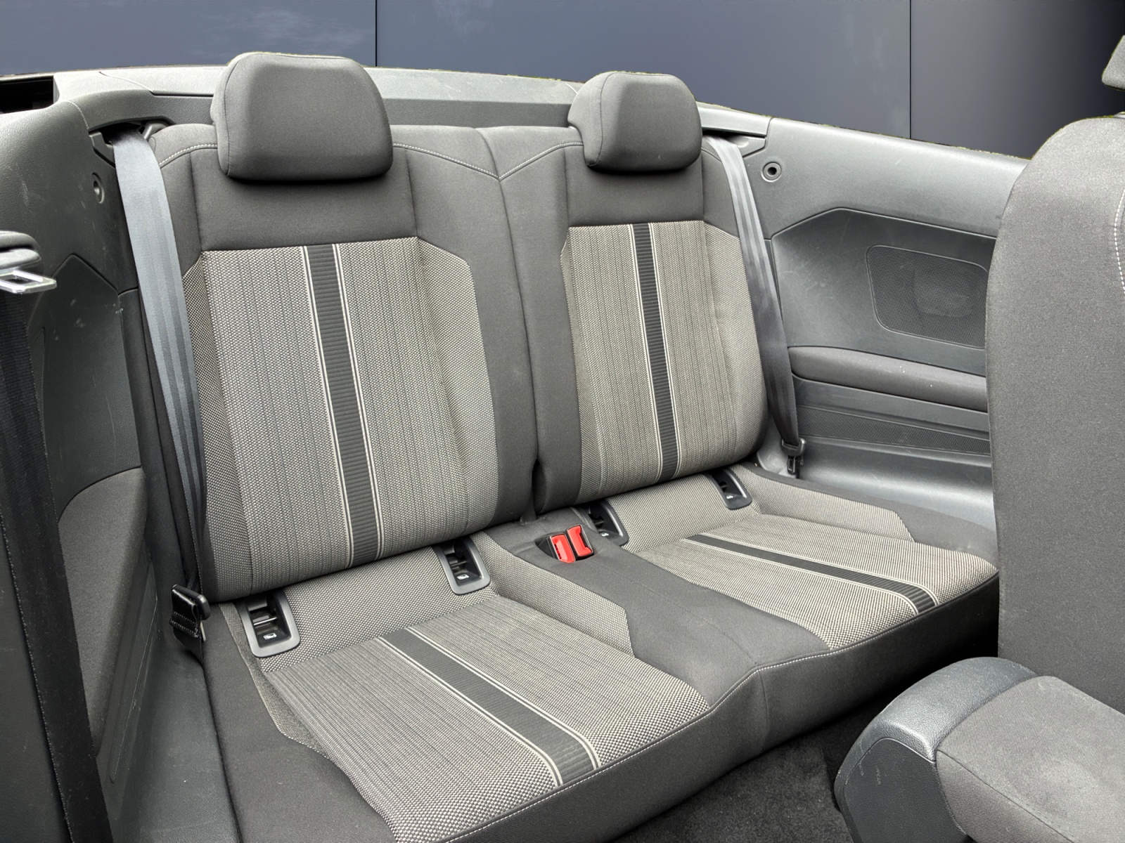 Volkswagen T-Roc 11