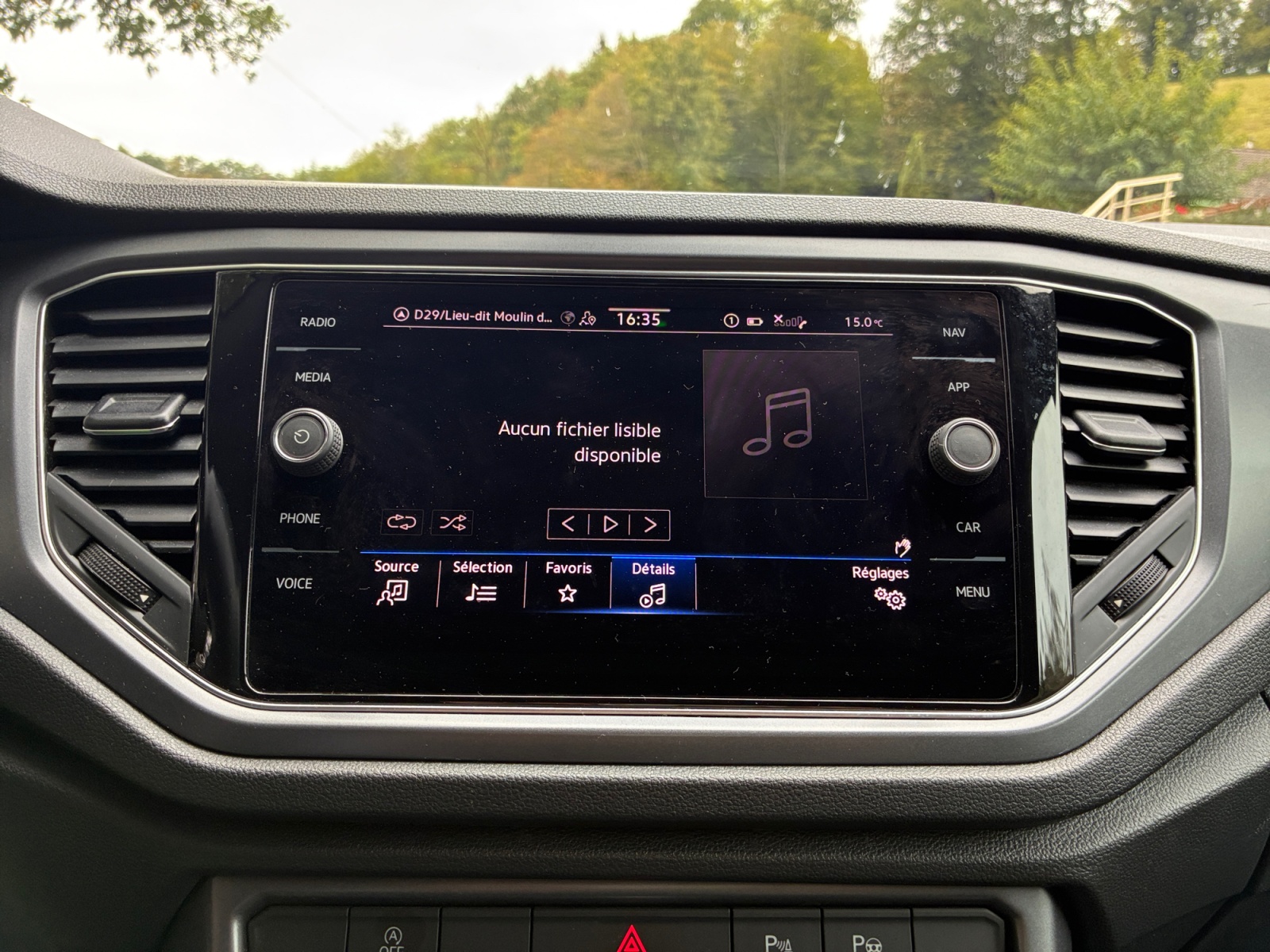 Volkswagen T-Roc 29