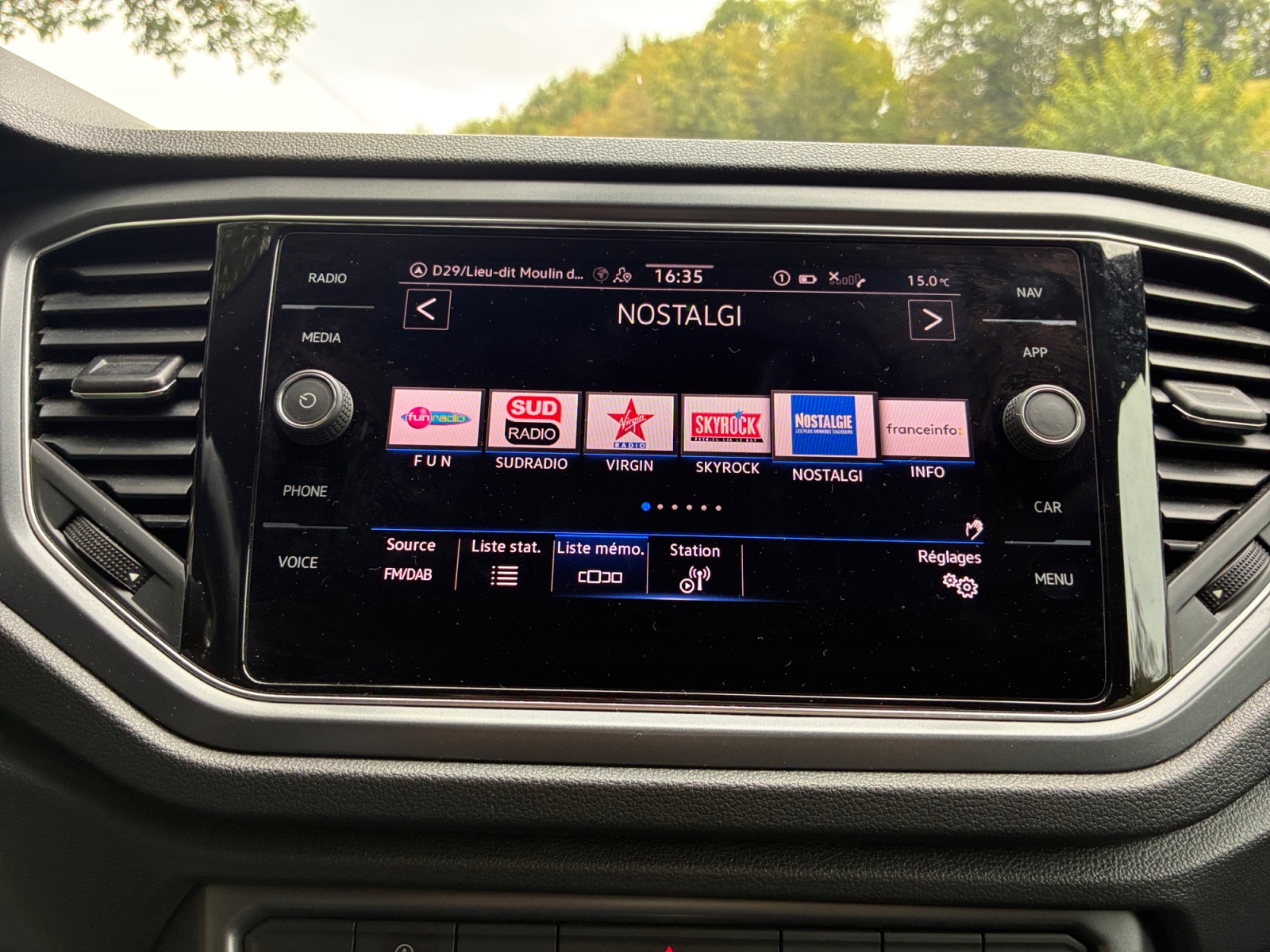 Volkswagen T-Roc 30