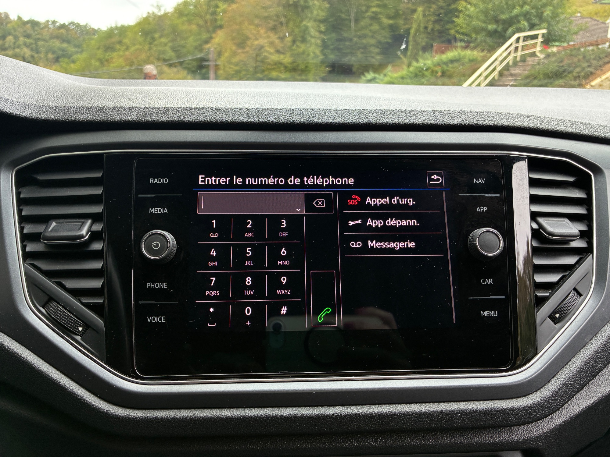 Volkswagen T-Roc 31