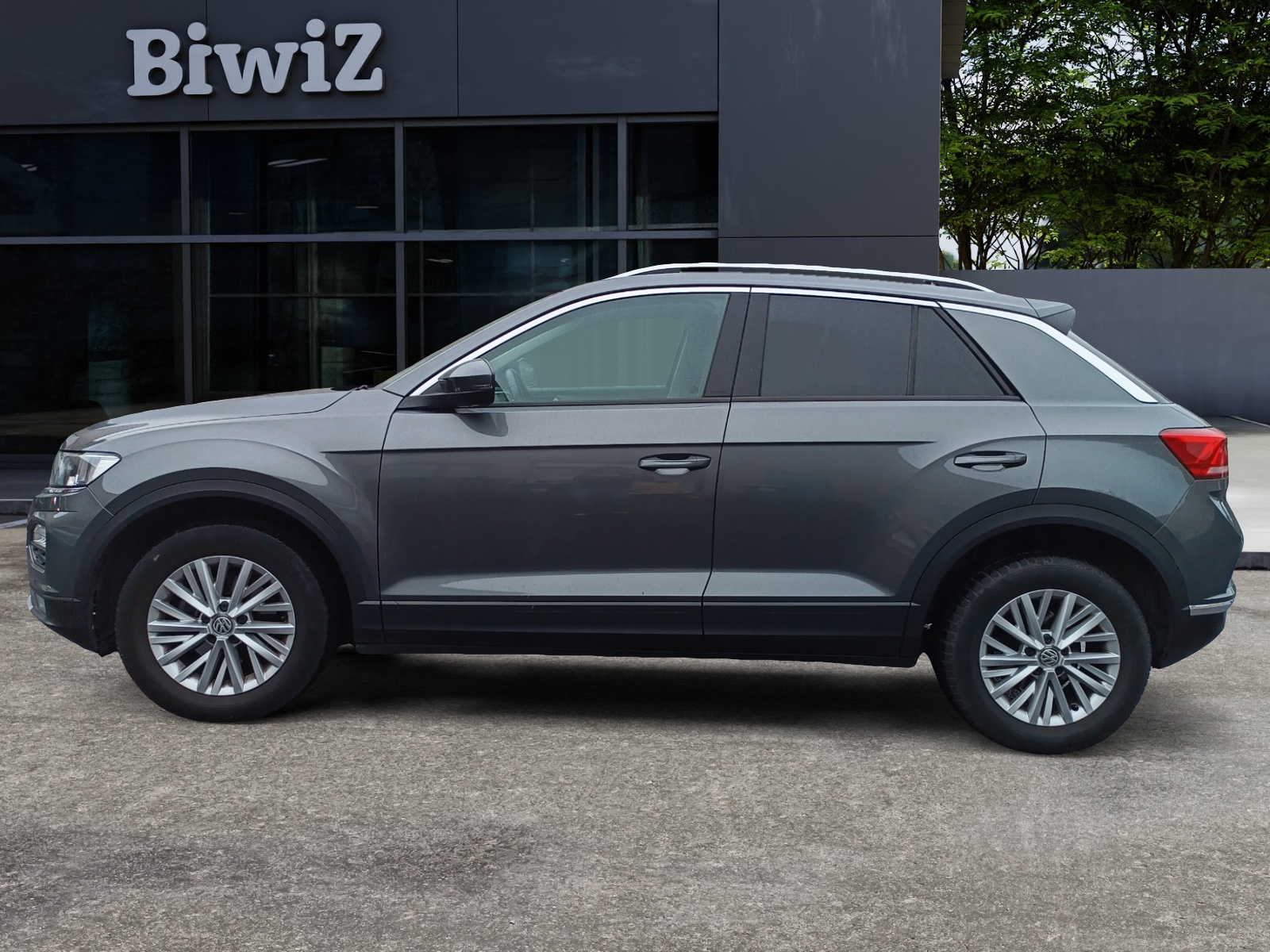 Volkswagen T-Roc 1