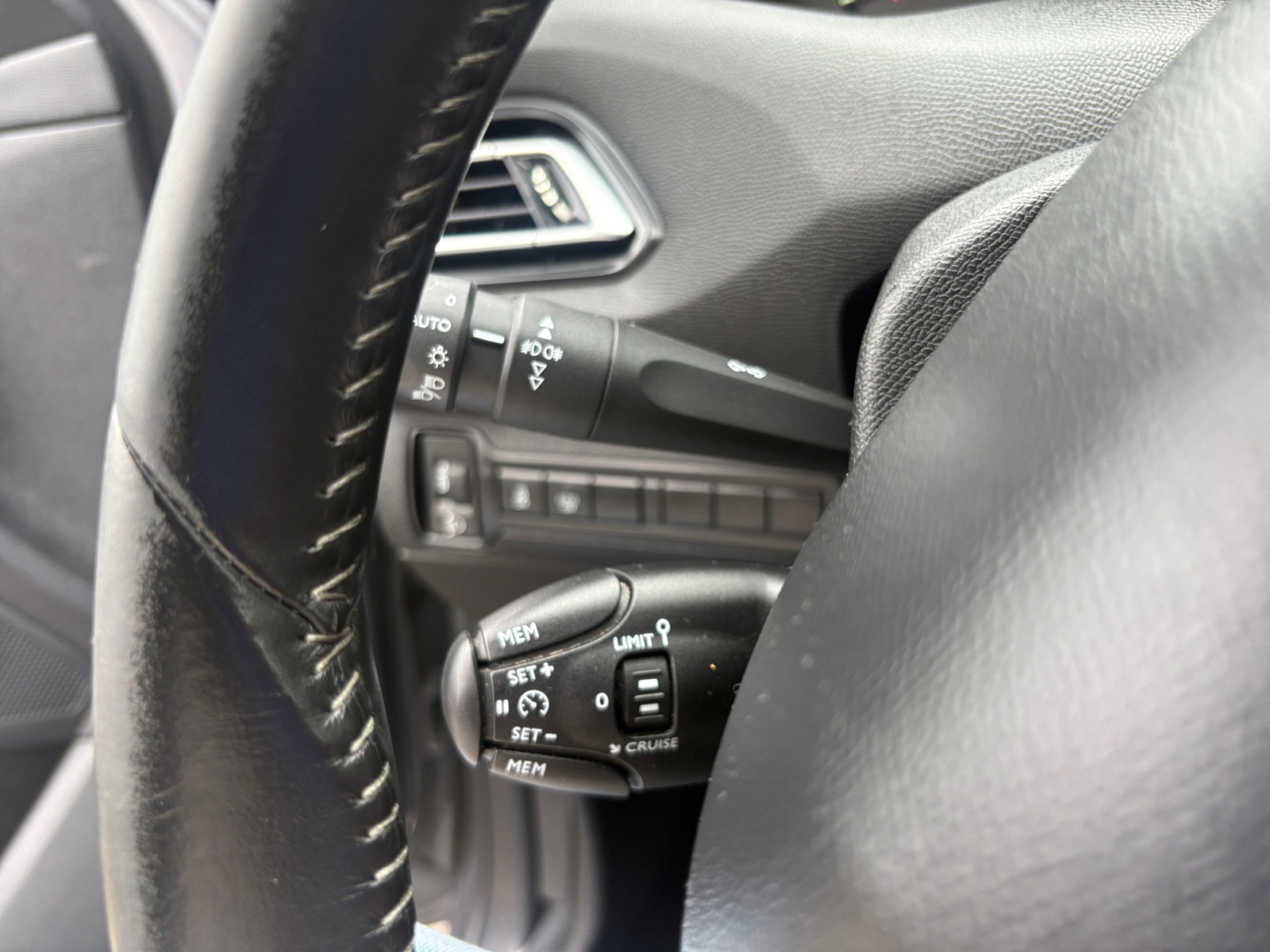 Peugeot 308 19