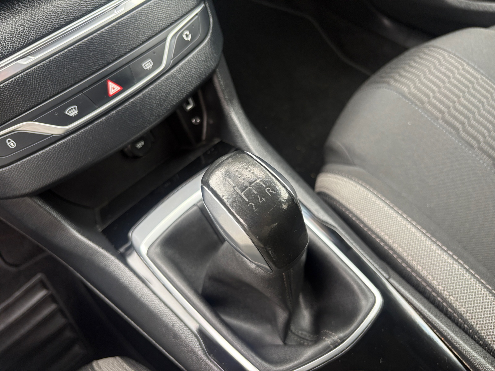 Peugeot 308 23