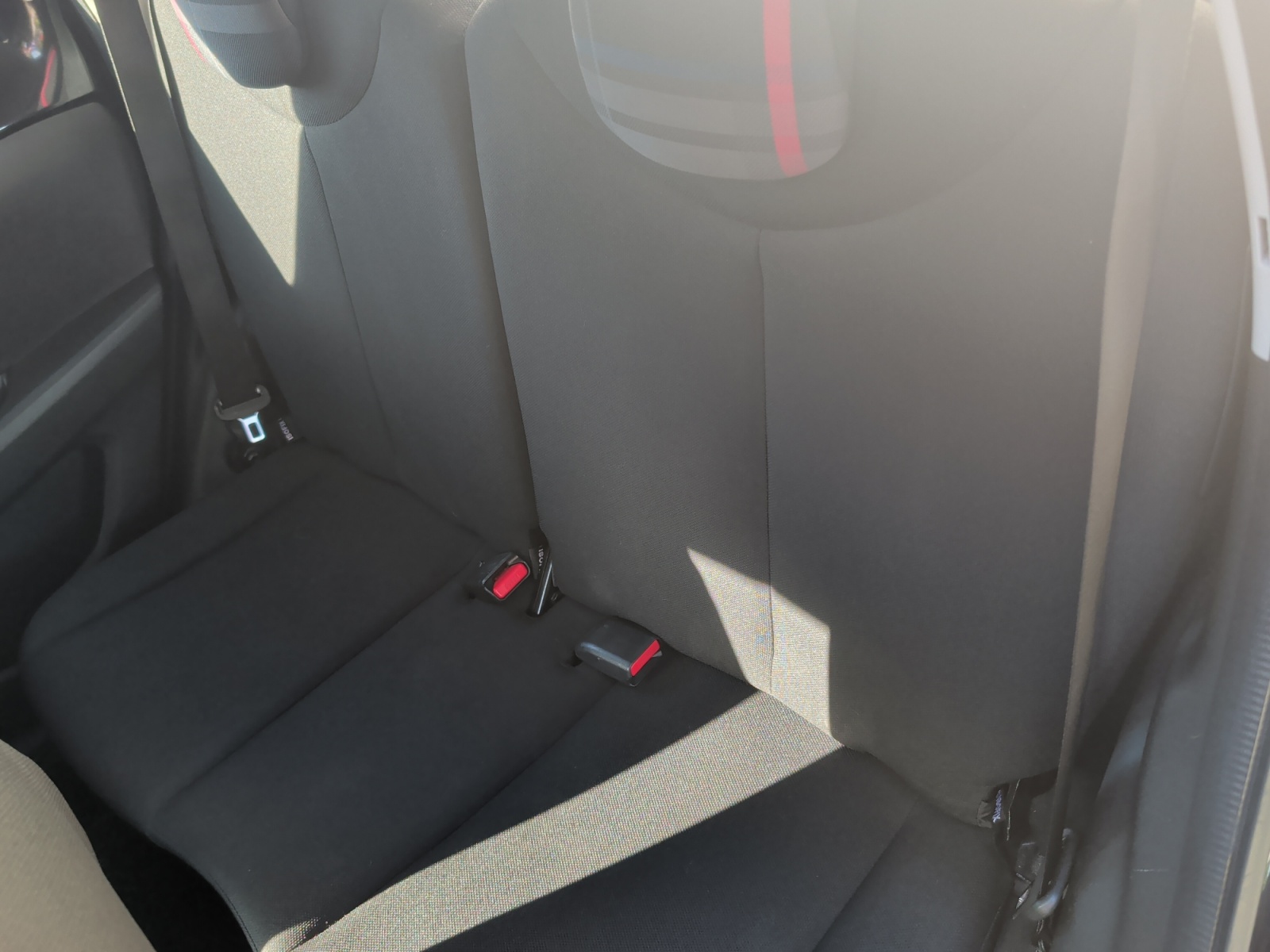 Peugeot 108 10