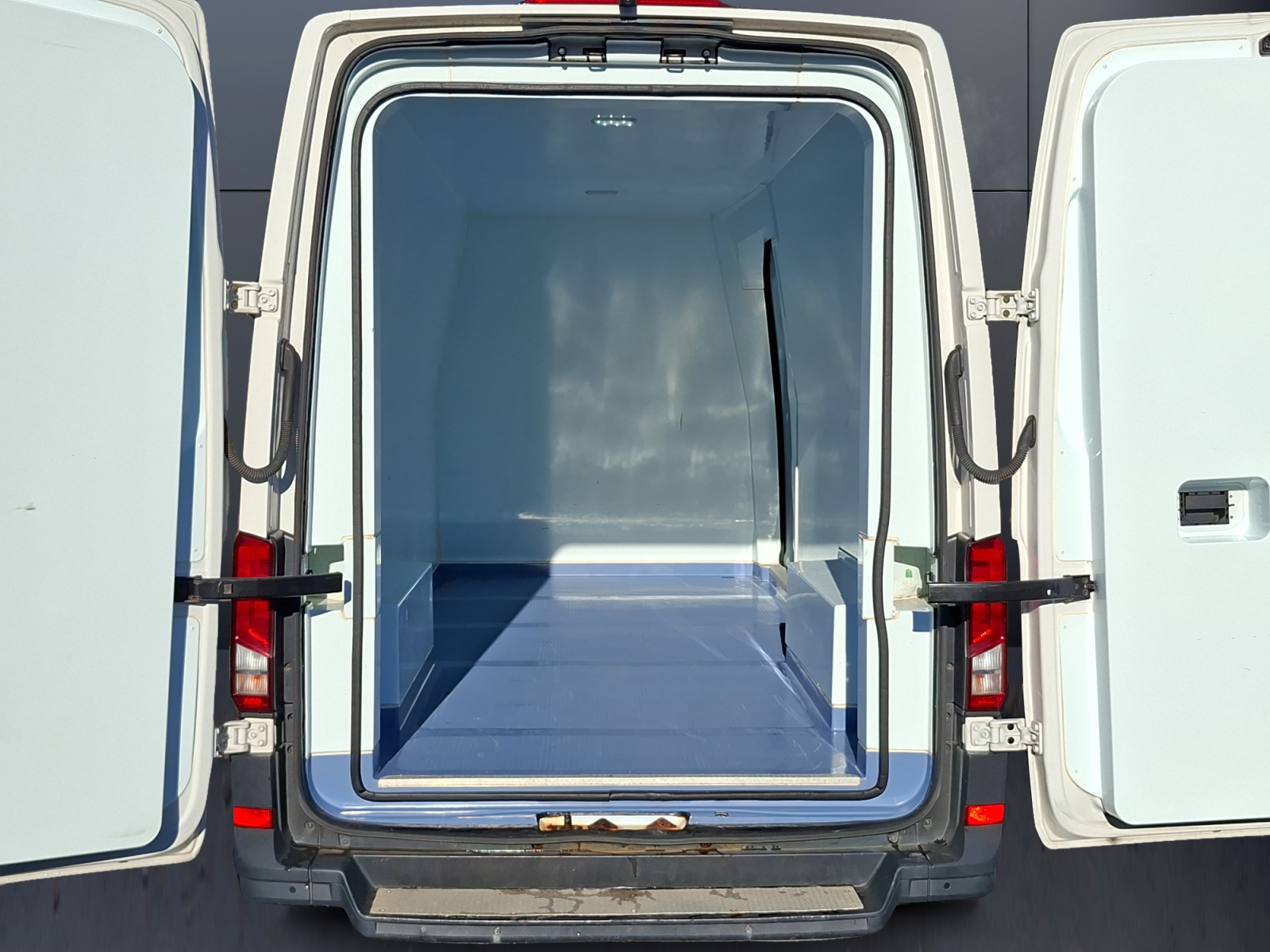 Volkswagen Crafter Vu 10