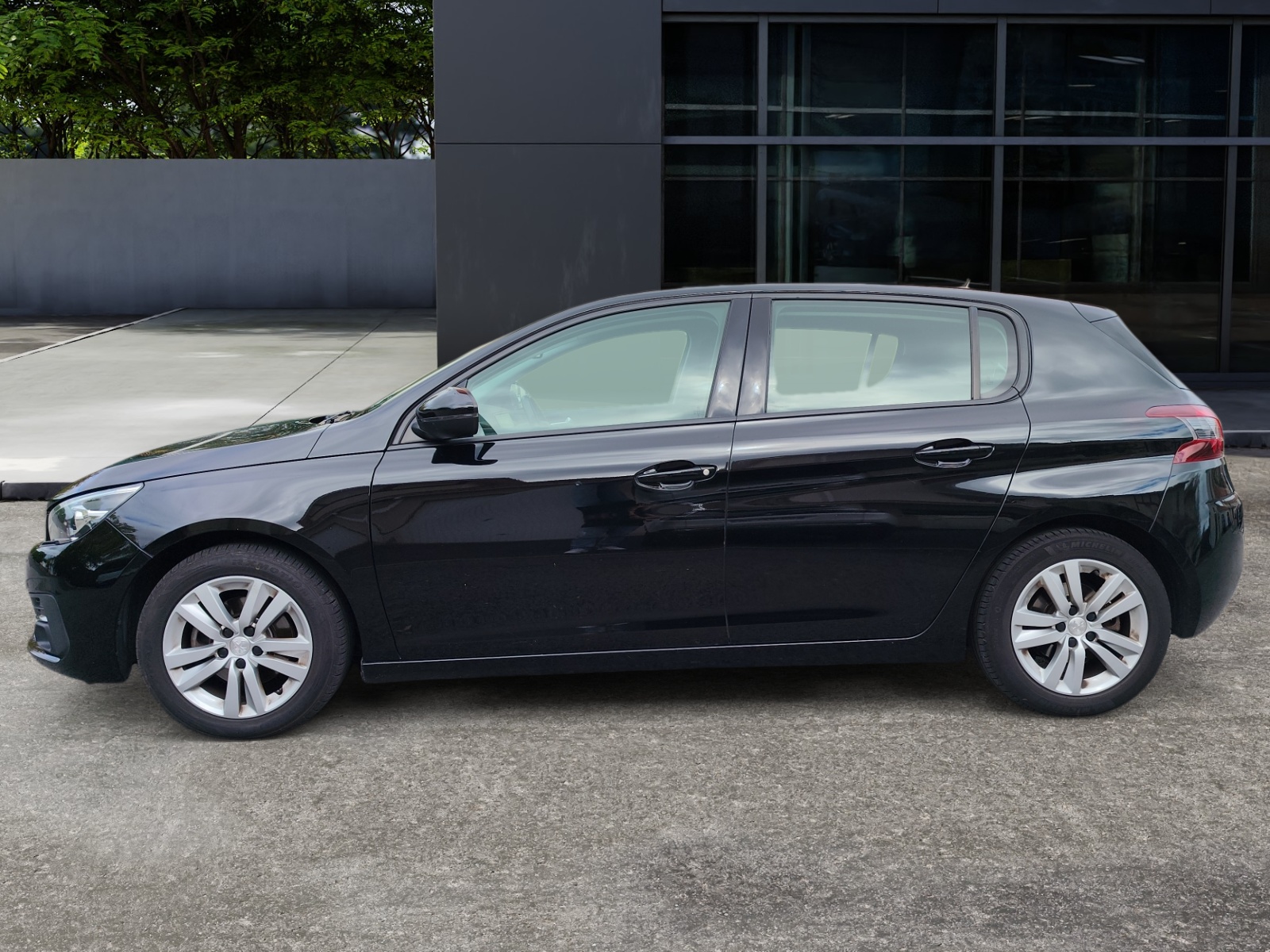 Peugeot 308 1