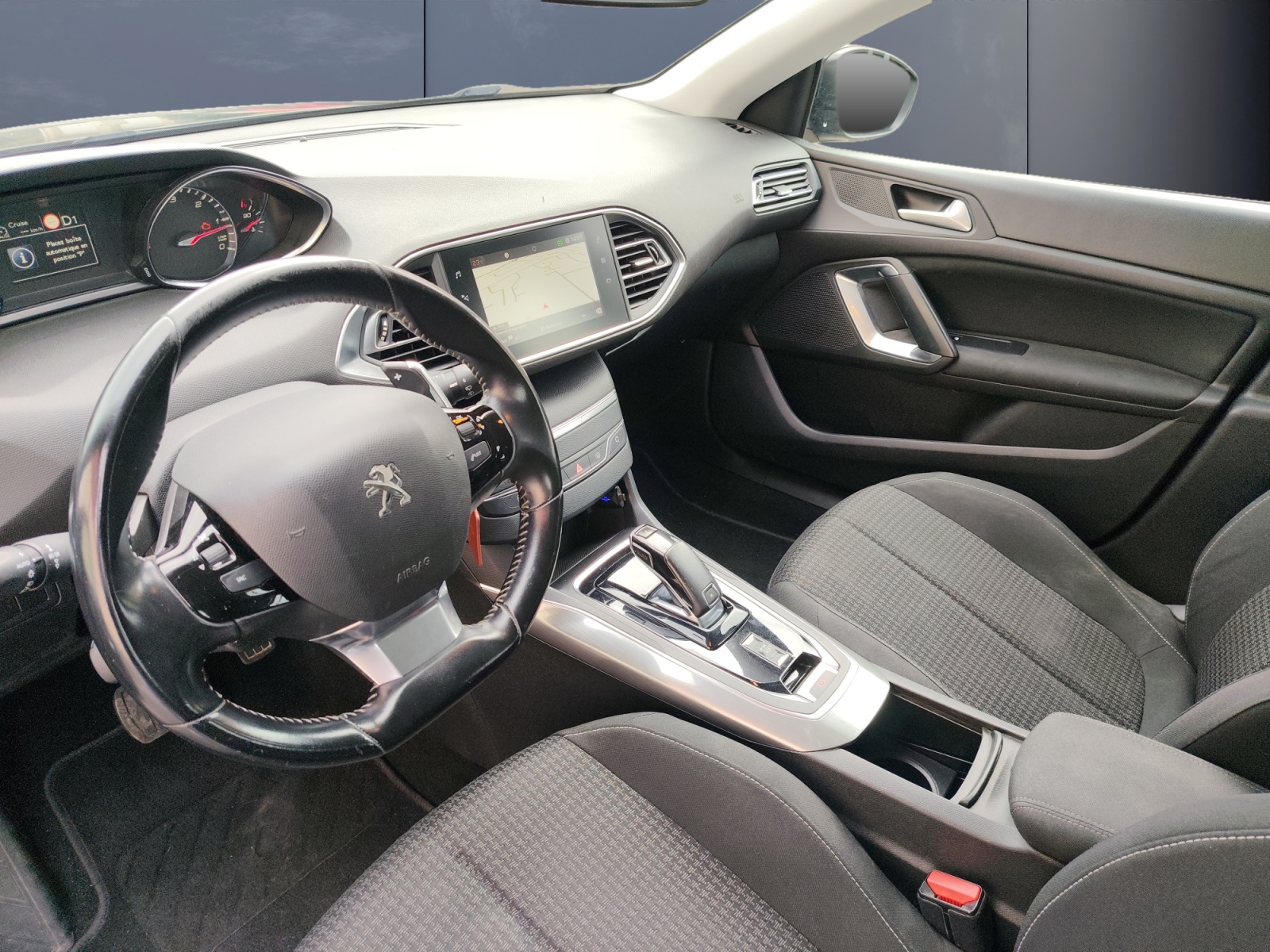 Peugeot 308 8