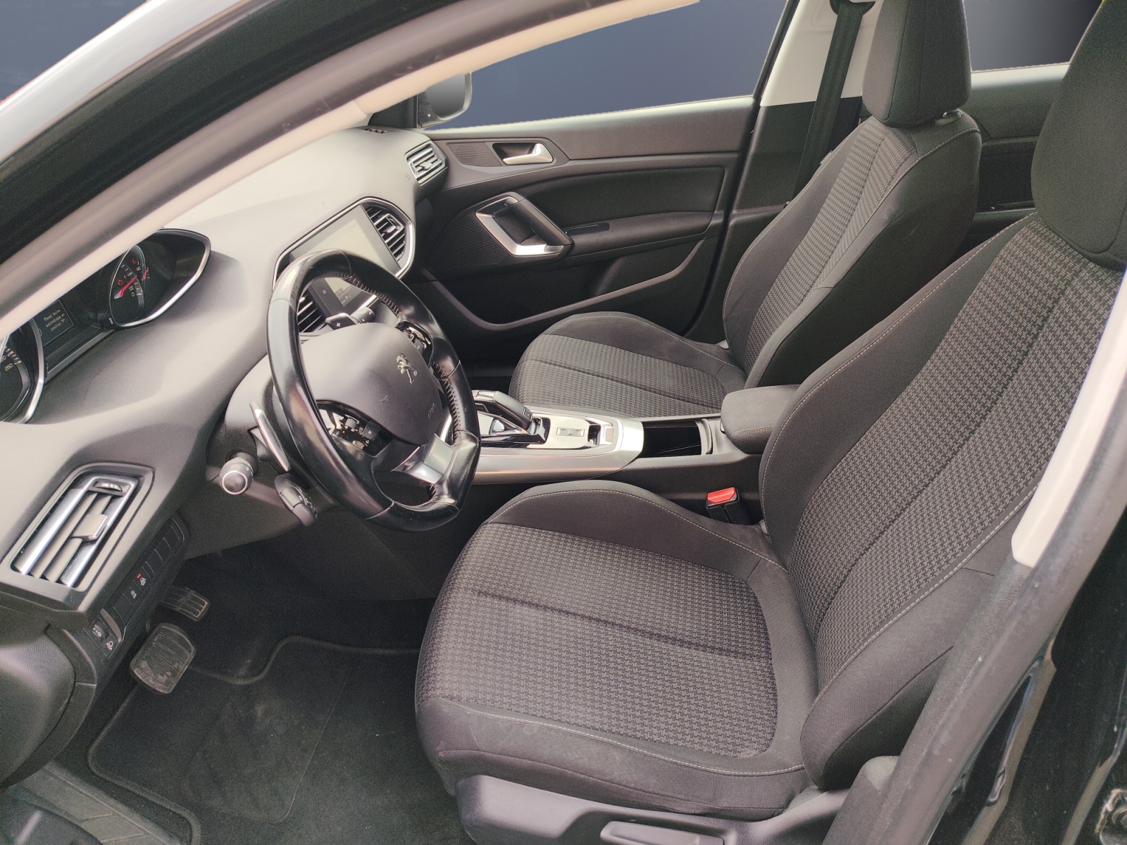 Peugeot 308 9