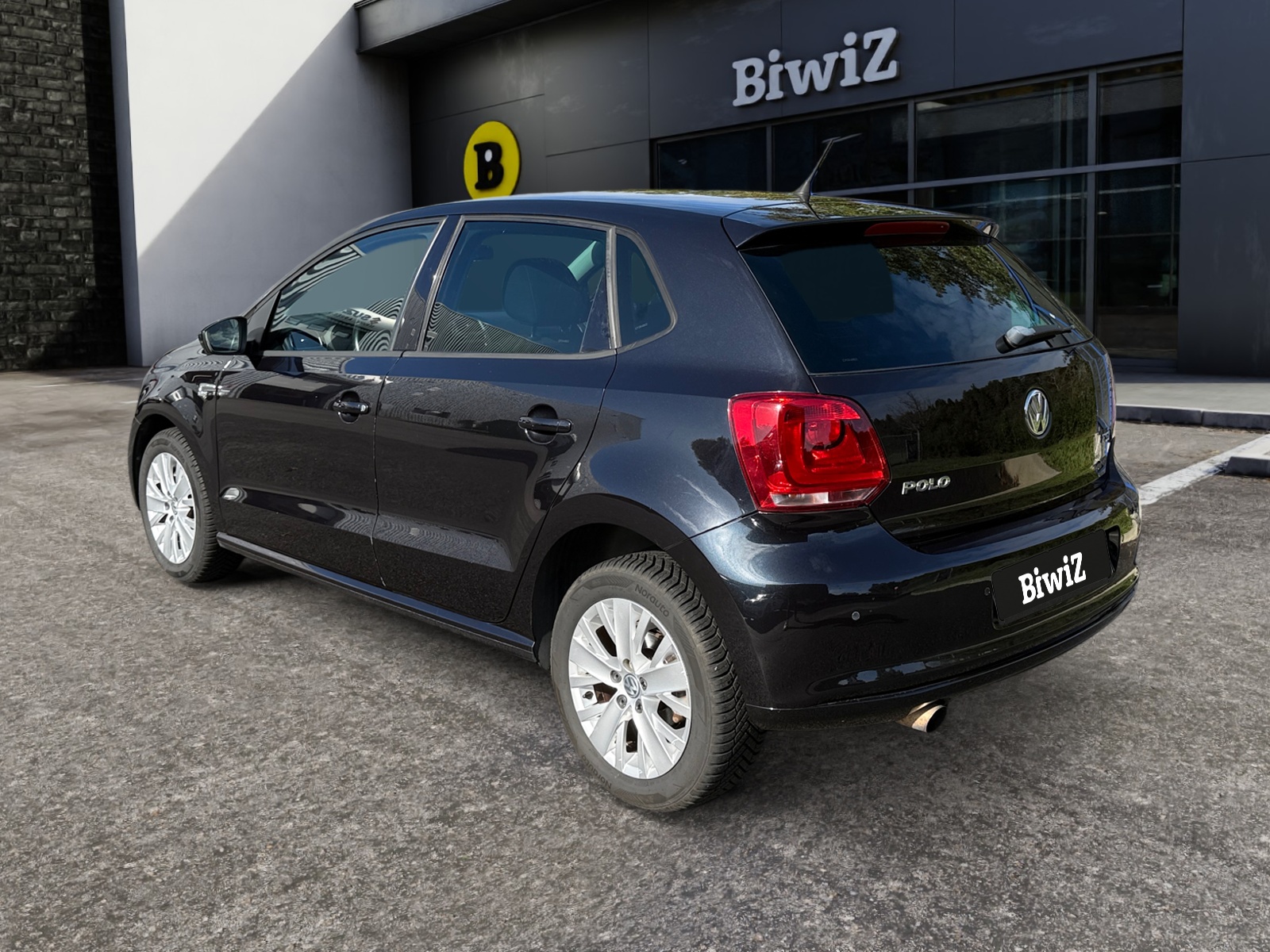 Volkswagen Polo 2