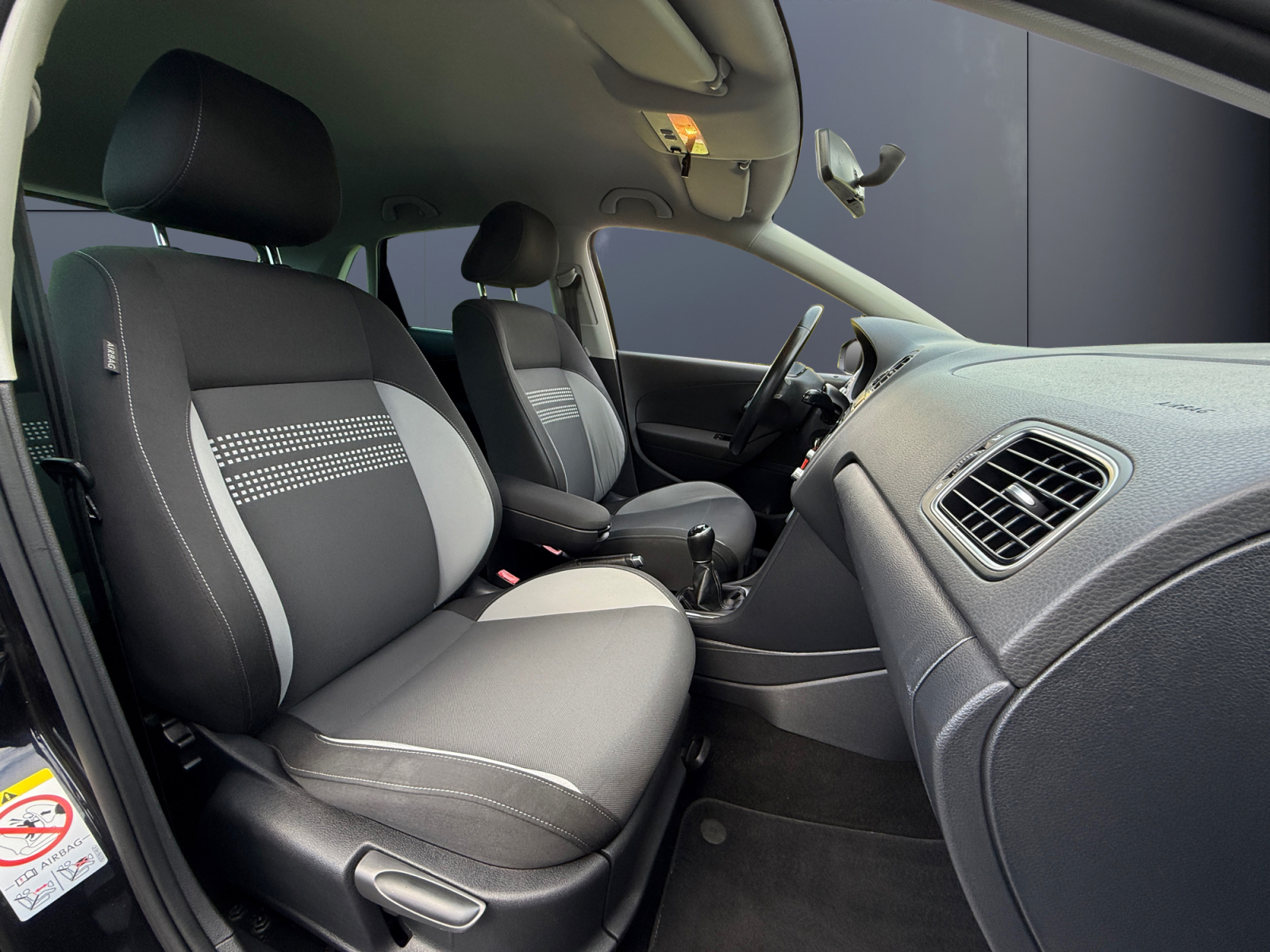 Volkswagen Polo 13