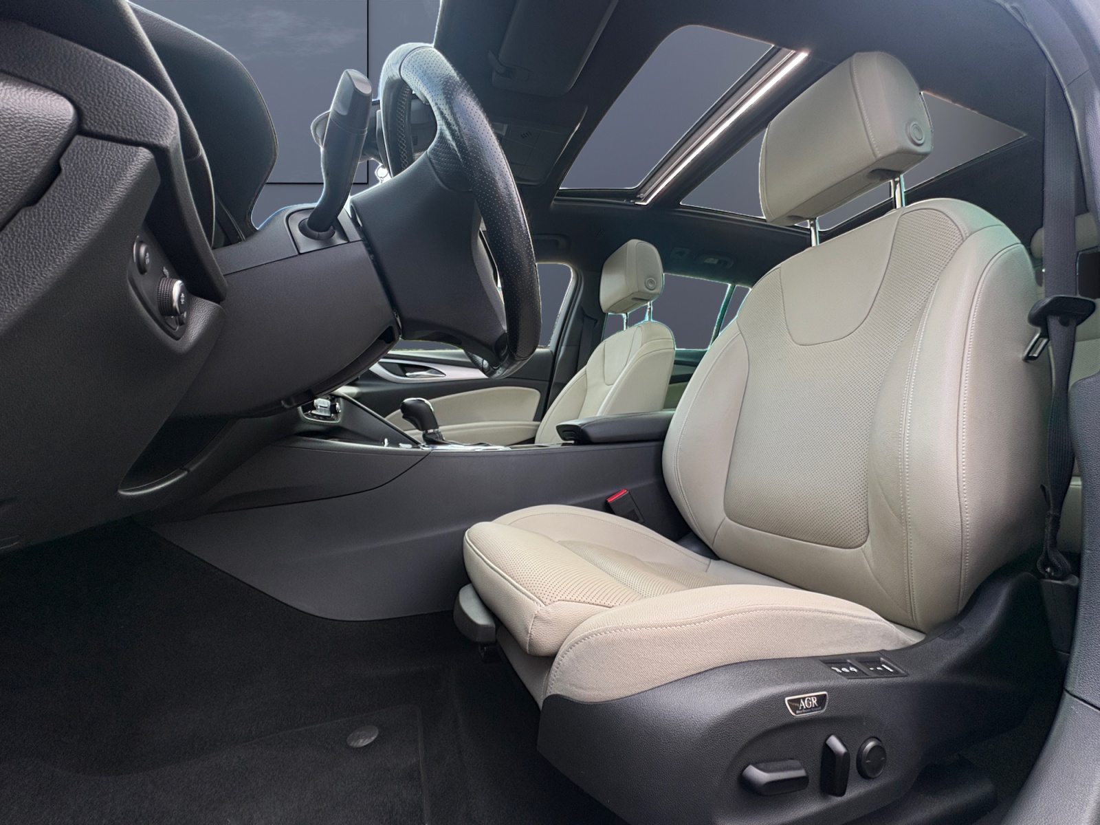 Opel Insignia 9