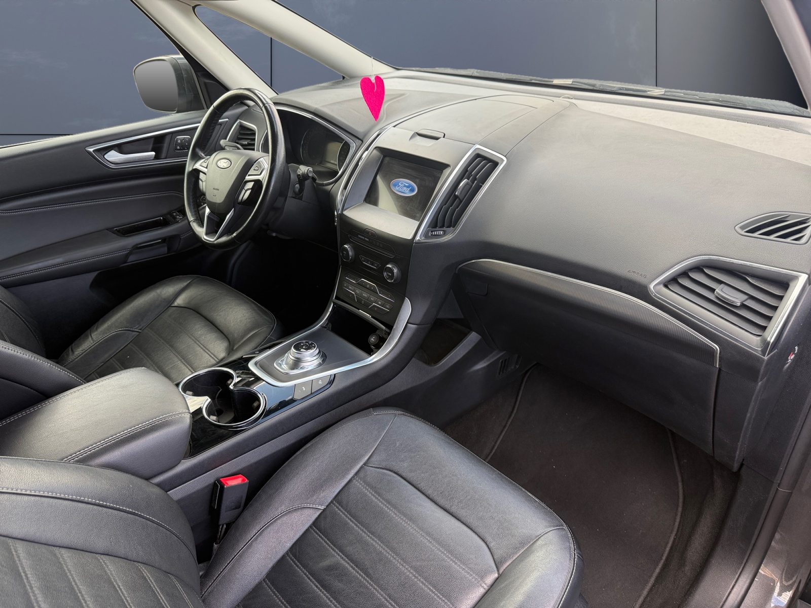 Ford Galaxy 12