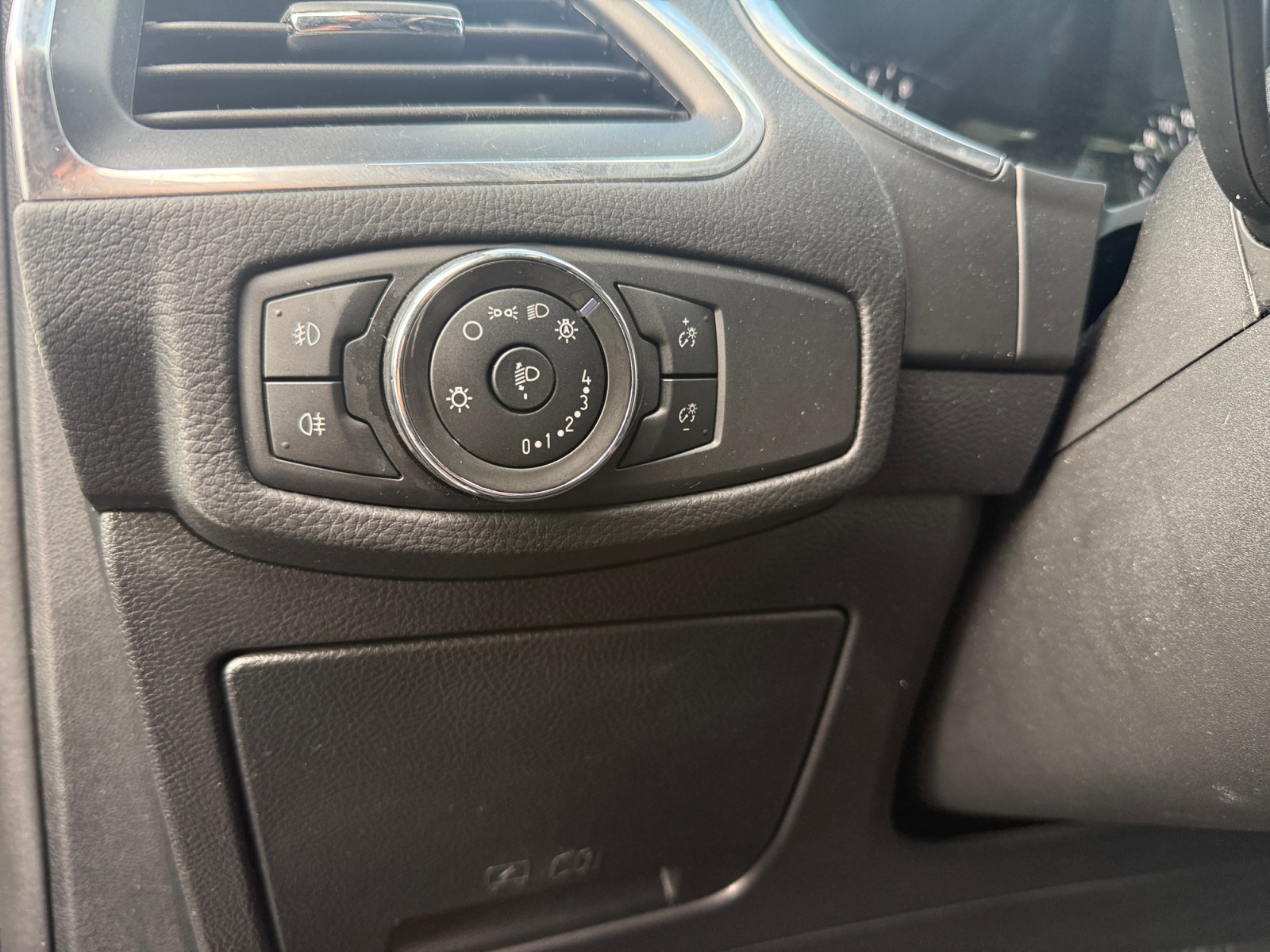 Ford Galaxy 19