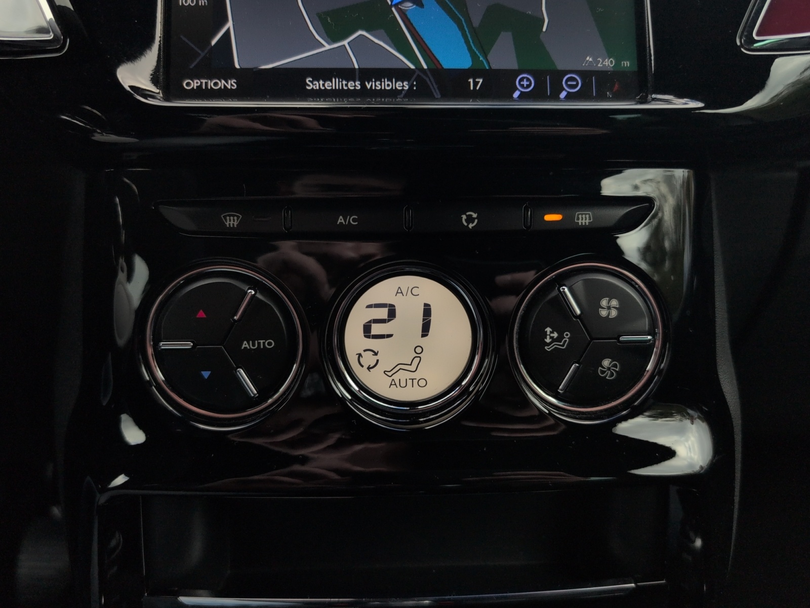 Ds Automobiles Ds3 19