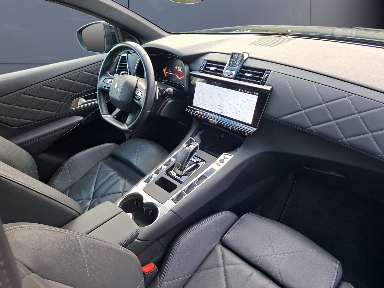 Ds Automobiles Ds 7 12