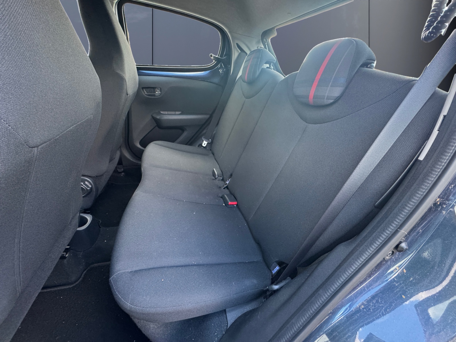Peugeot 108 10
