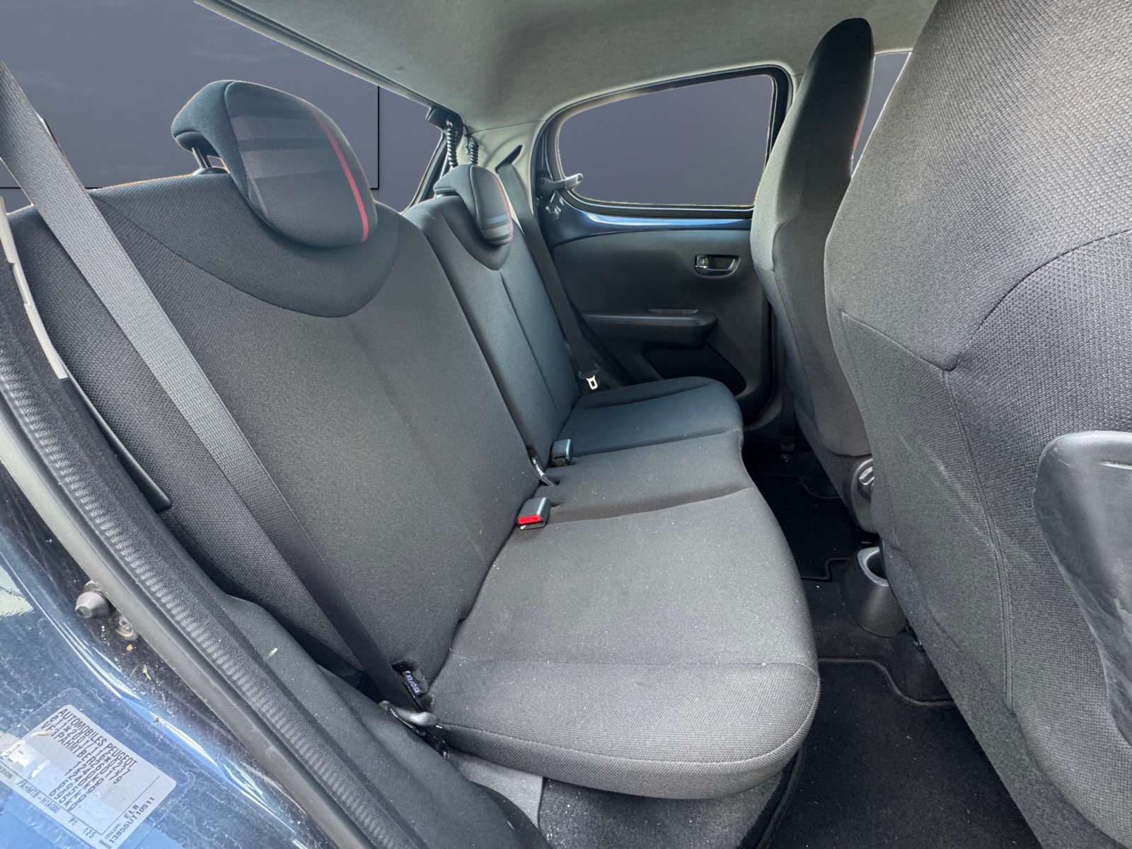 Peugeot 108 11