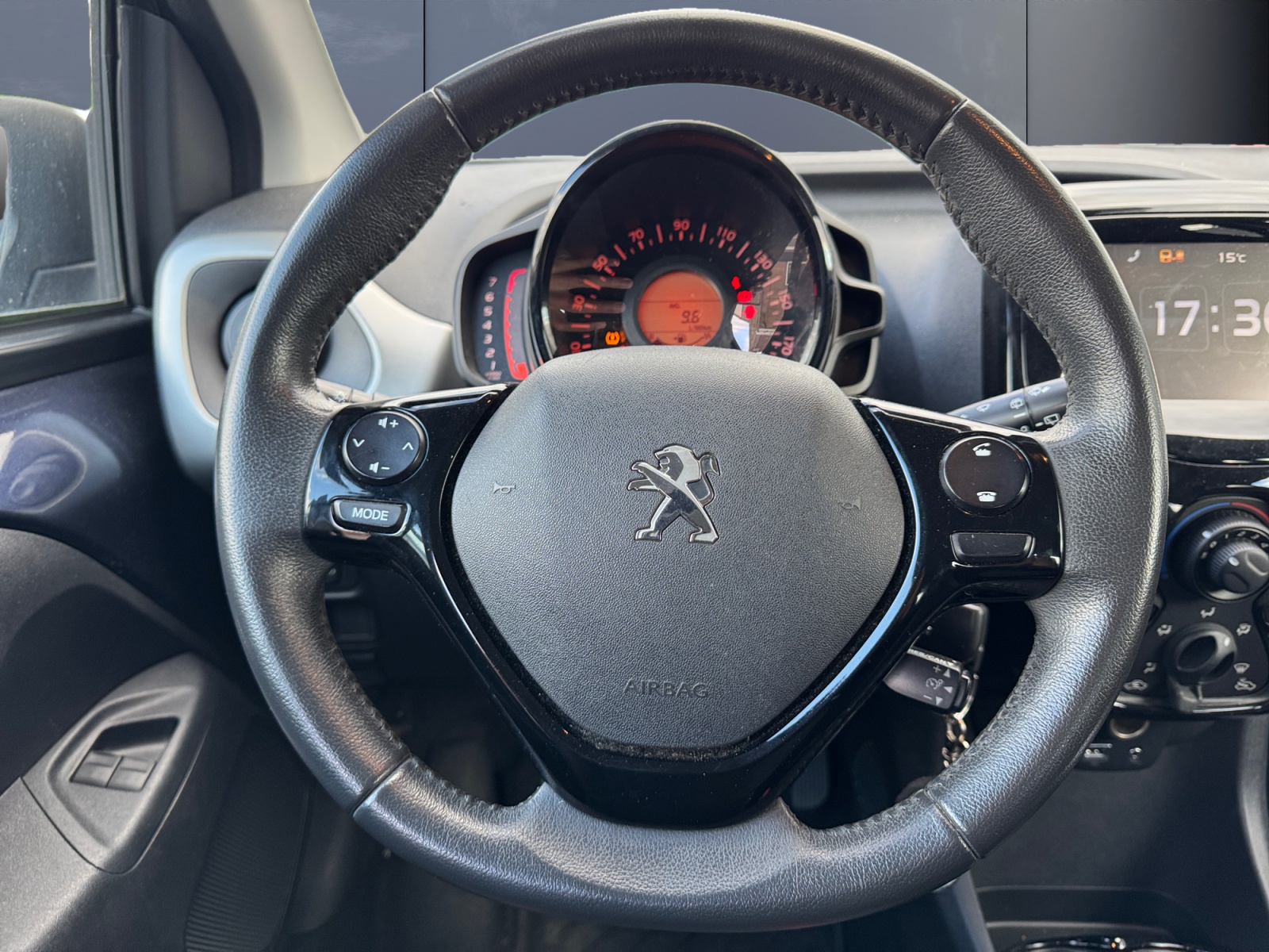 Peugeot 108 15