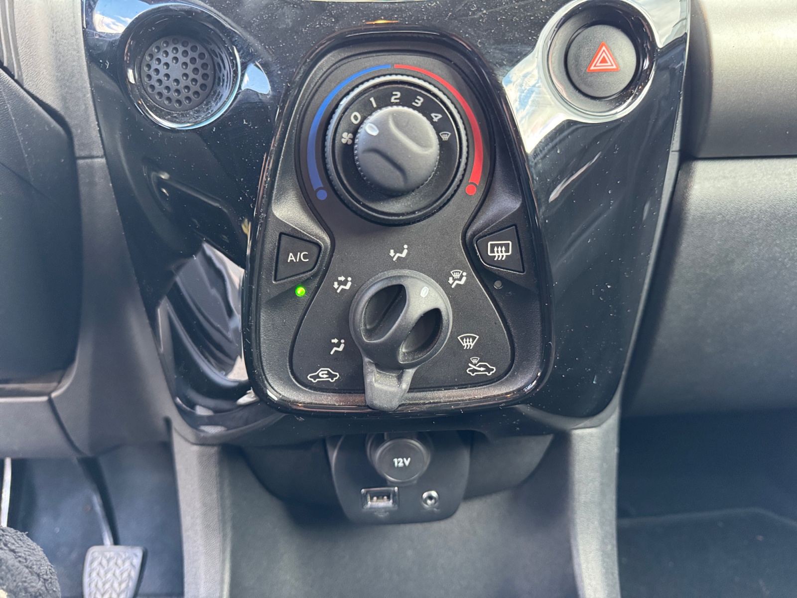 Peugeot 108 26
