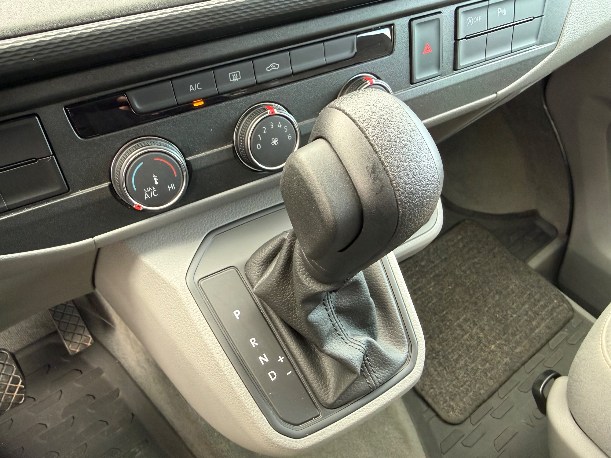 Volkswagen California 26