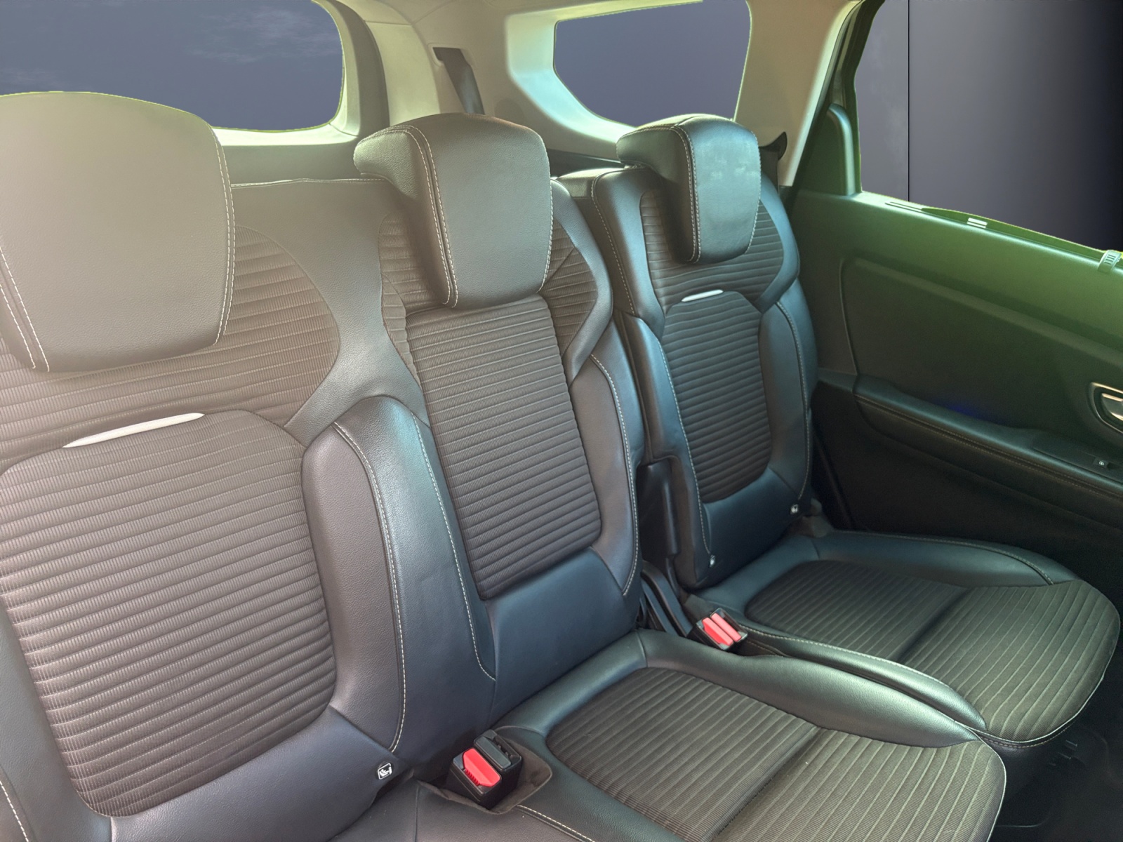Renault Grand Scenic 11