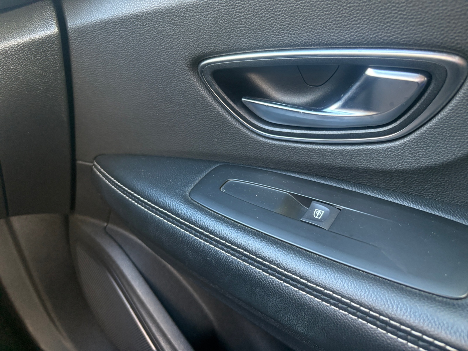 Renault Grand Scenic 25