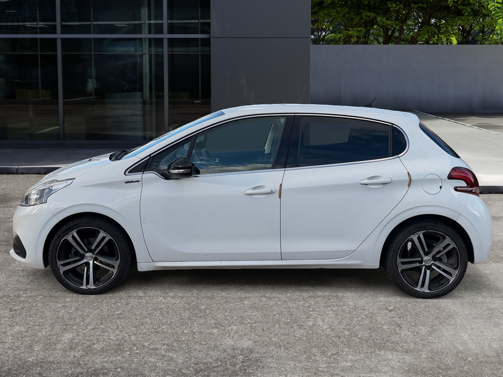 Peugeot 208 1