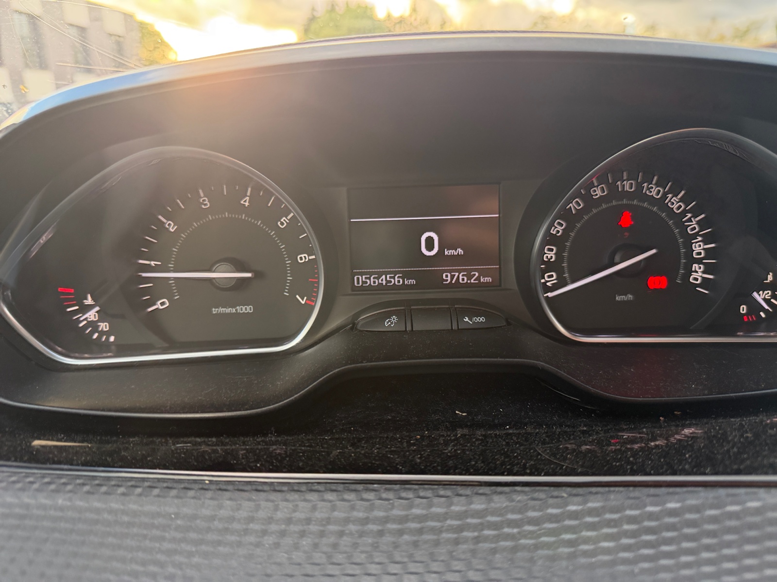 Peugeot 208 16